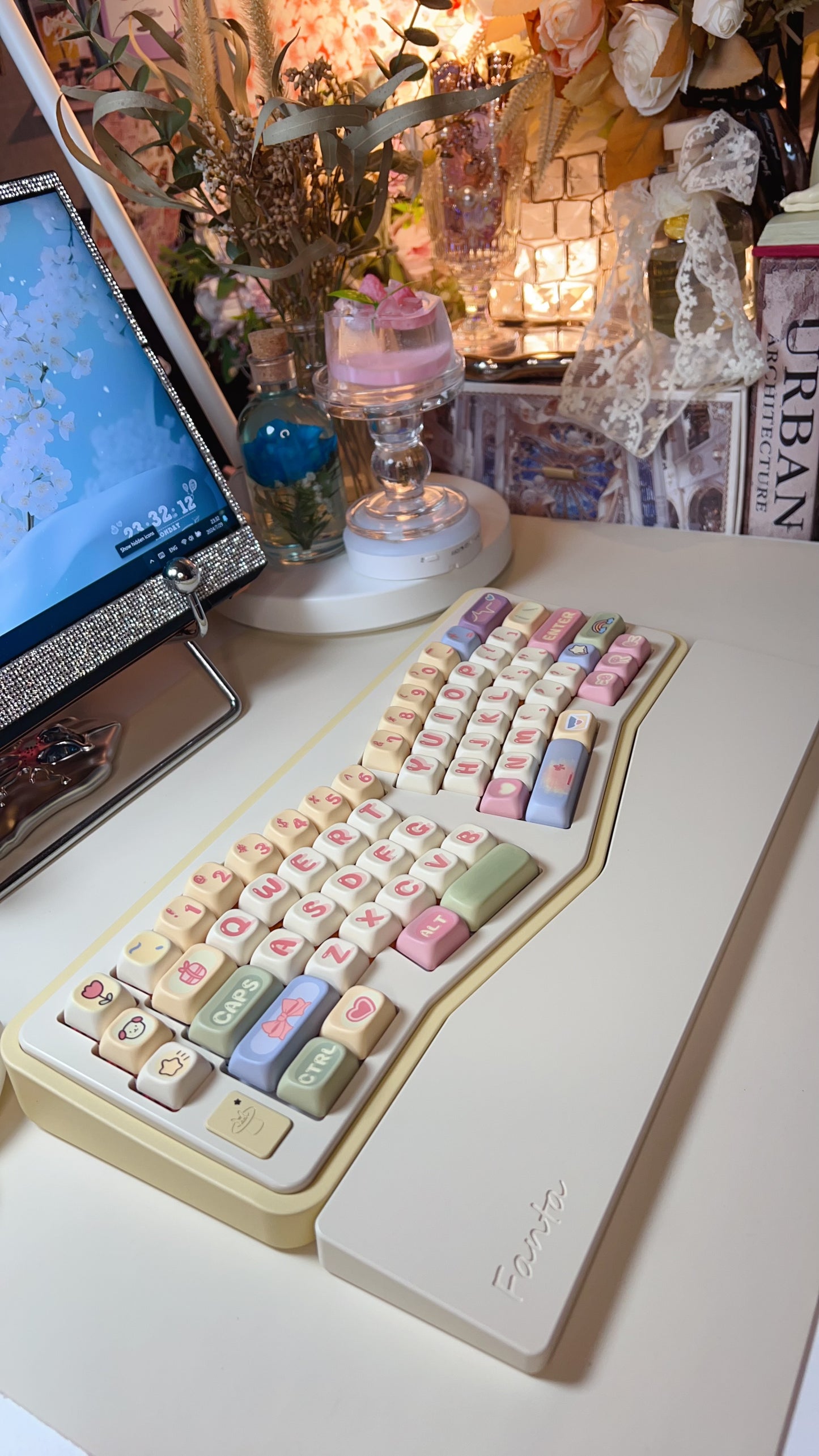 [only 1 in-stock]Prebuild Vlice Pastel Yellow Beige Ergonomic Aluminum Customized Mechanical Keyboard