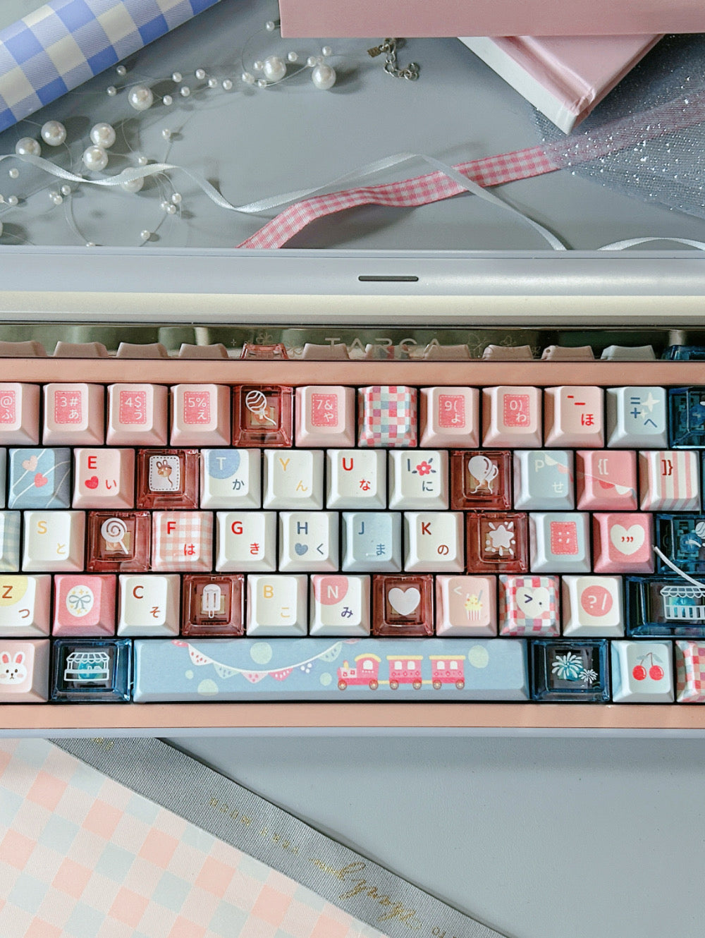 ONLY 1 Instock Prebuilt Aluminum Customized Mechanical Keyboard Targa65 Pink Blue Set（with switch & Keycap）