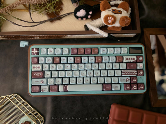 ONLY 1 INSTOCK Prebuilt Aluminum Customized Mechanical Keyboard Bear75 Mint Chocolate set with soft Wristrest without the number pad