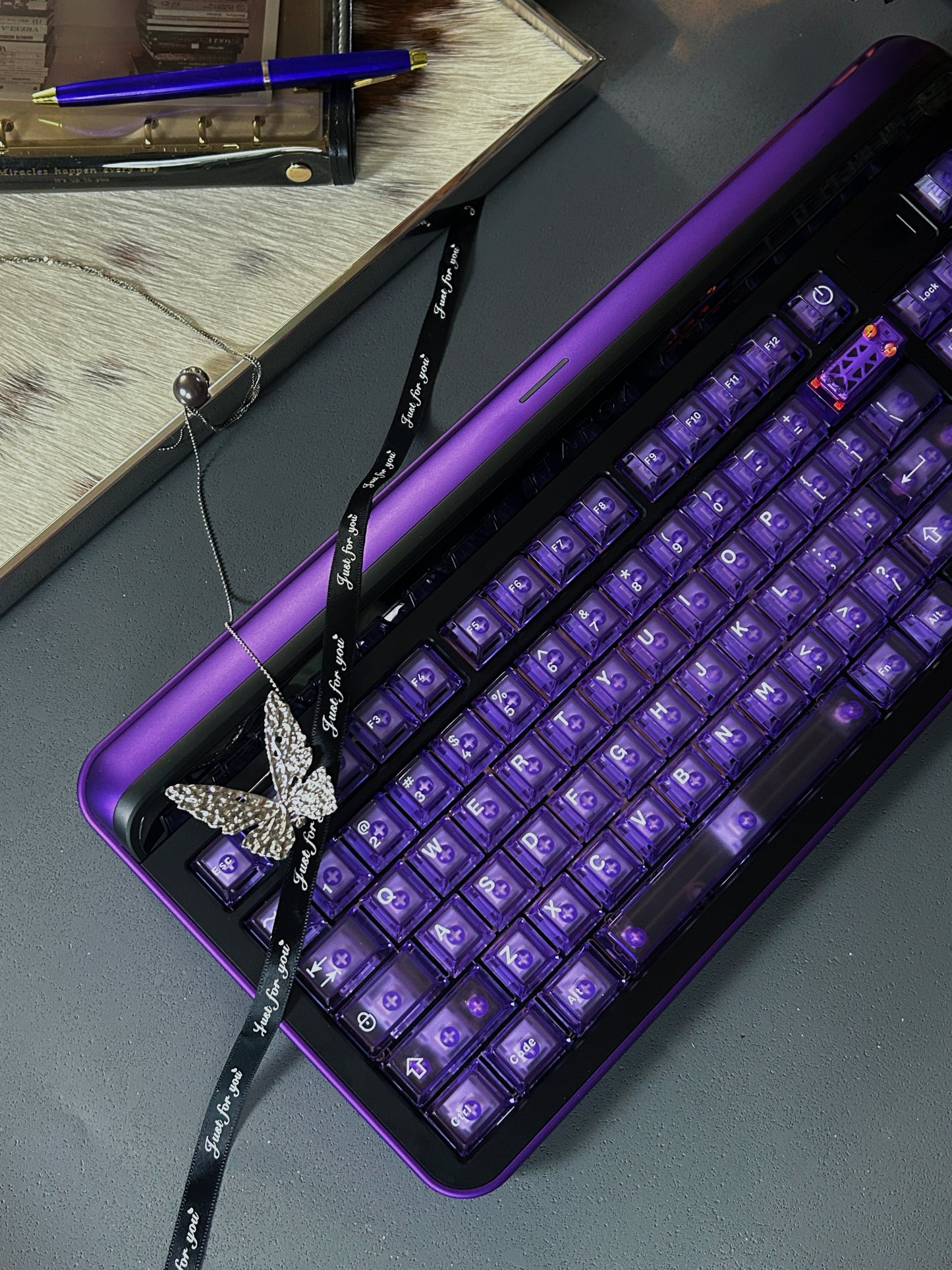 ONLY 1 Instock Prebuilt Aluminum Customized Mechanical Keyboard Targa98 Black Purple Set（not including artisan and shooting decoration）