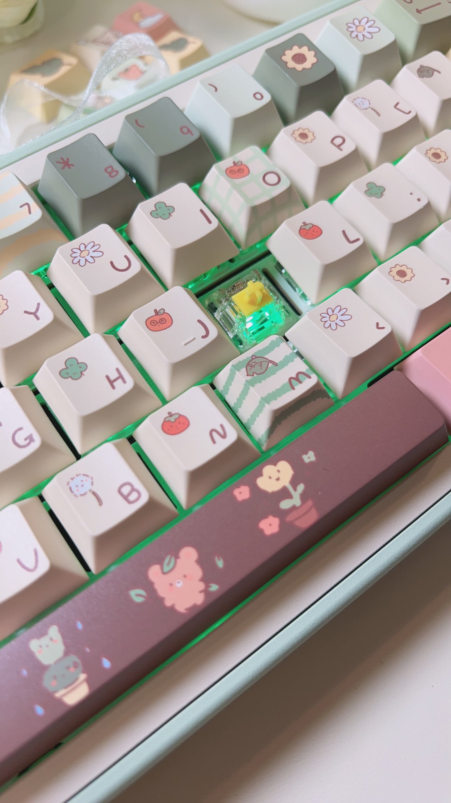 【Only 1 In-stock】 Prebuilt Story65 Pastel Gradient Green Farm Aluminum Mechanical Customized Keyboard