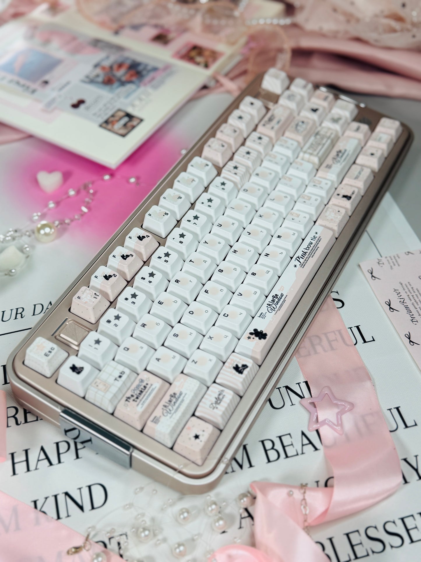 Preorder Prebuilt Aluminum Customized Mechanical Keyboard Bread75 Anodized Pink Silver Wireless Set With Soap Pad