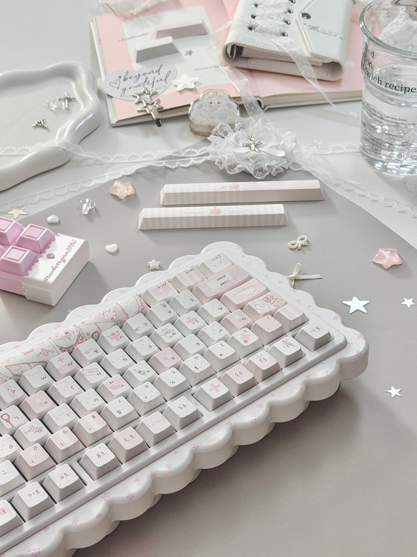 ONLY 1 Instock Prebuilt Aluminum Customized Mechanical Keyboard Cookies75 White Floral Set