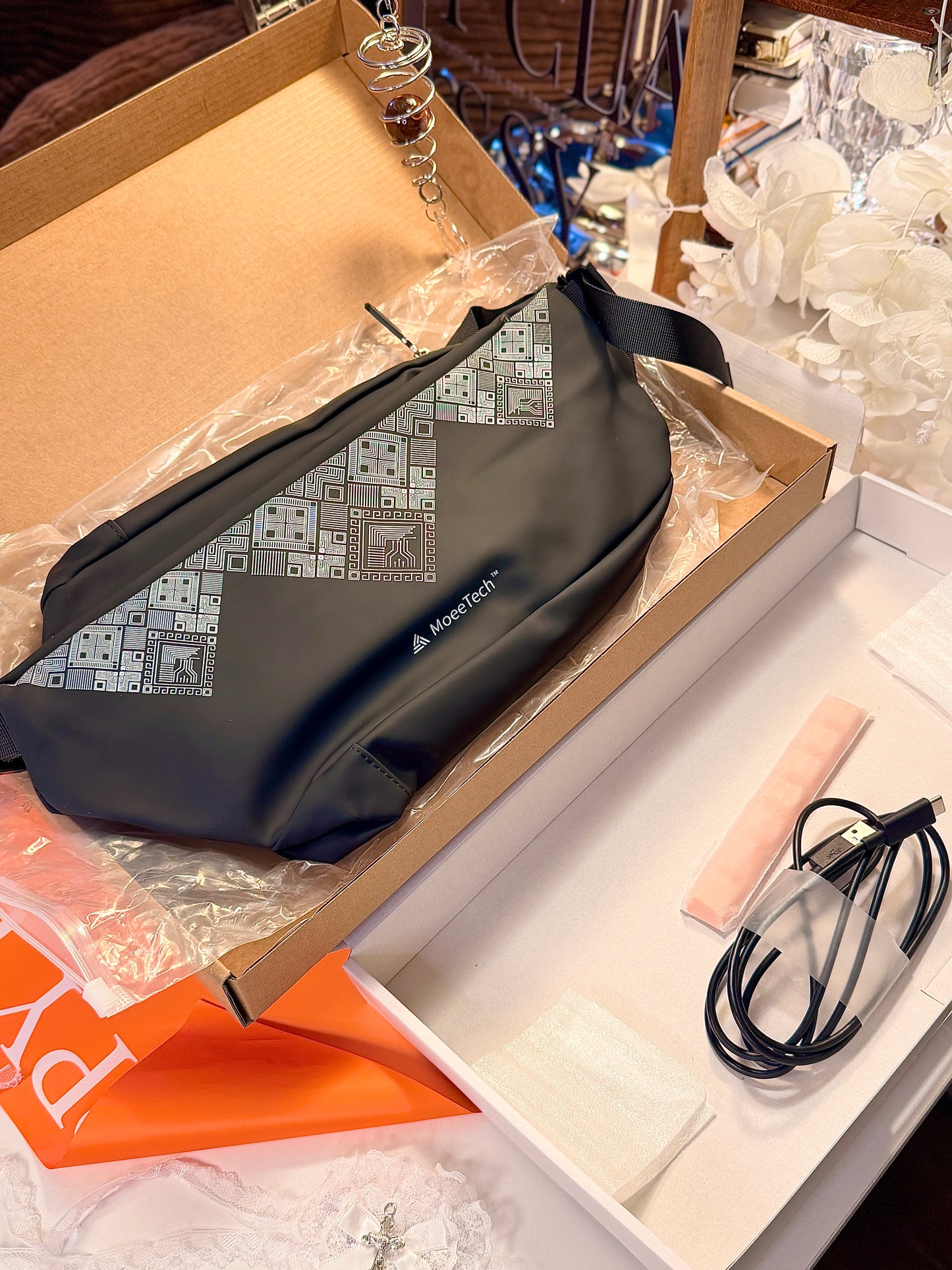 Unboxing For SALEs moeetech GLITTER65 HE (ProSilk HE) Magnetic Switch Keyboard Orange Peach With Bag R2