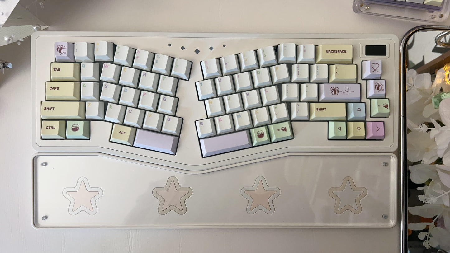 Prebuilt Aluminum Customized Mechanical Keyboard Staralice Ergonomic Cream White Set With Wristrest（not including number pad）