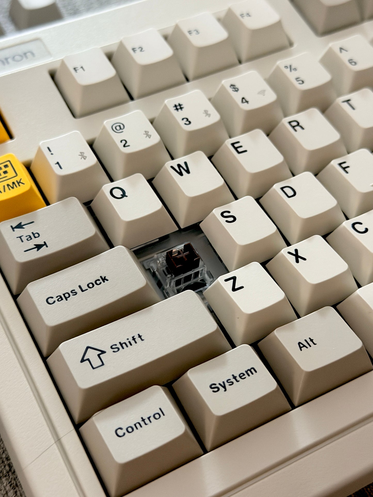 Unboxing Clearance ONLY 1 Instock Keychron R6 QMK Wireless Mechanical Keyboard