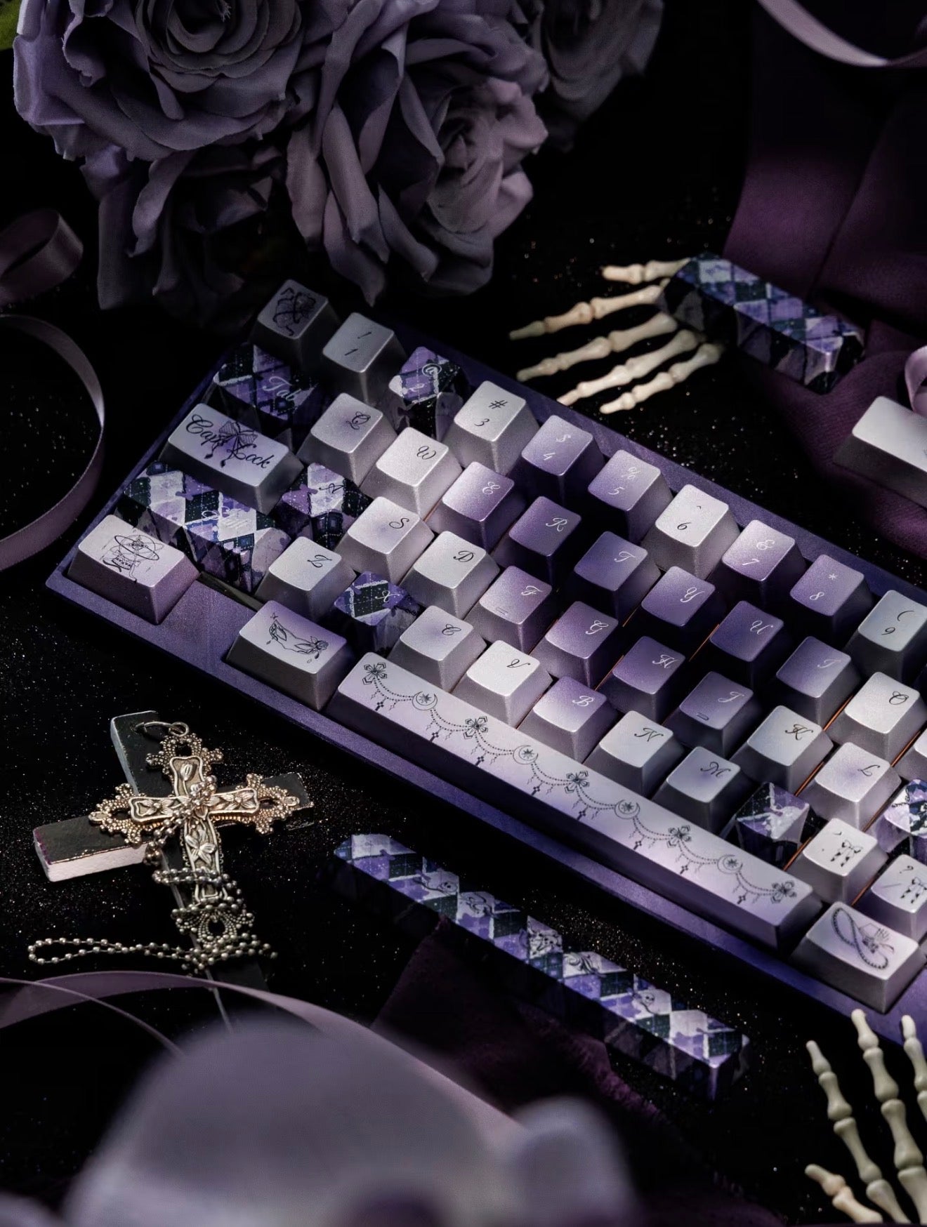#0284 [Limited Edition] Crimson Haze Purple-Black Gloss Metallic Coated Keycaps（not medal）