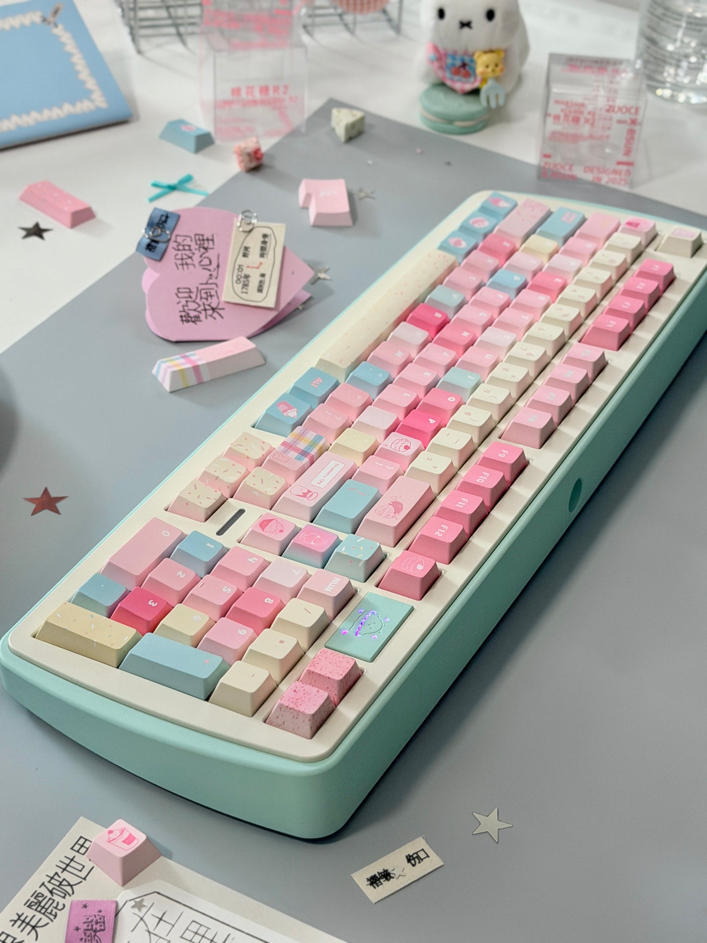 0300 Y2K Sugar Mountain Keycap Set | Pastel Pink, Blue & Cream Retro Keycaps Cherry Profile