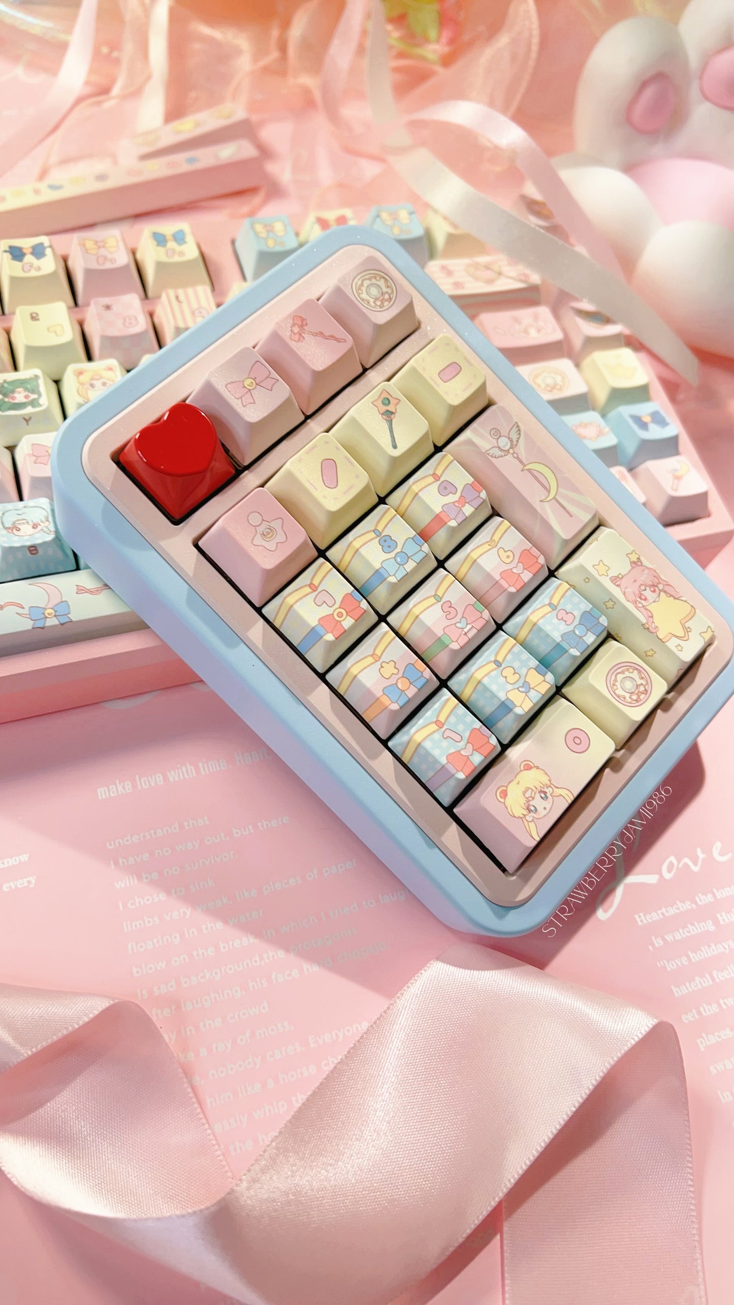 096 Sailor Moon Pastel Pink Yellow Blue Keycap Cherry Profile