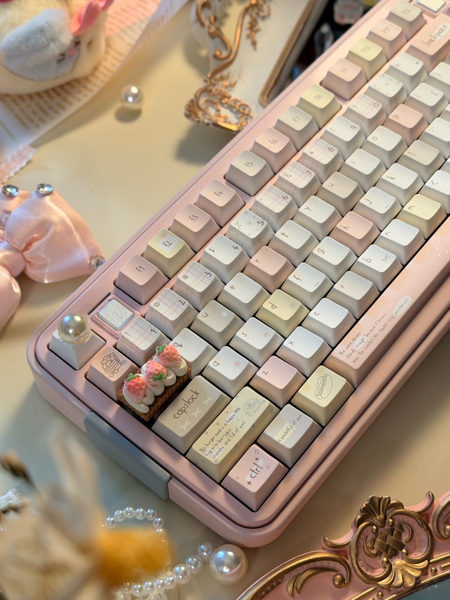 ONLY 1 Instock Prebuilt Aluminum Customized Mechanical Keyboard Bread75 Pale Pink Set