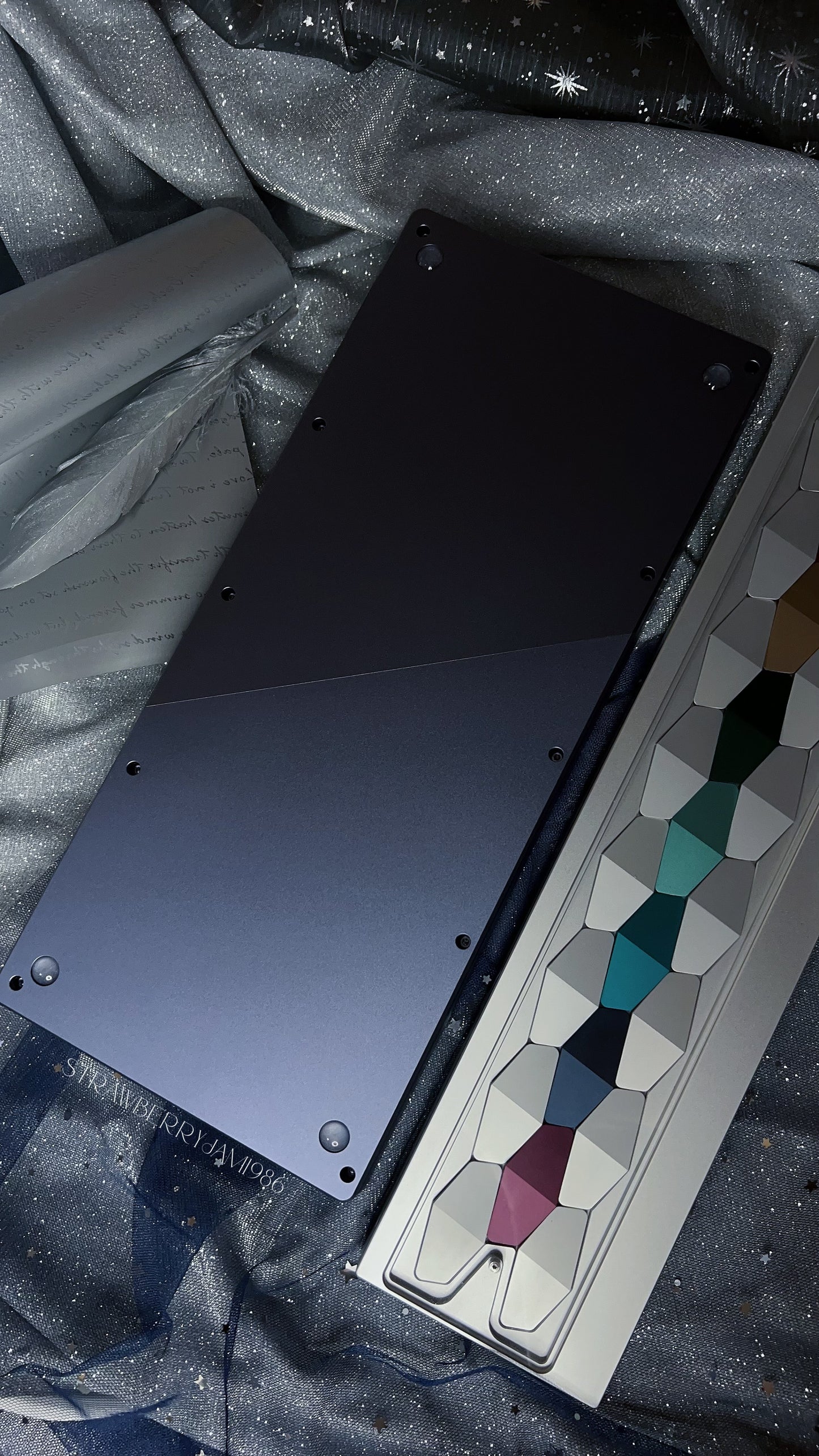 Unboxing For SALEs KiiBOOM LOOP75
Hotswappable Aluminum Gasket Mechanical Keyboard Silver Blue（not including the Wristrest）