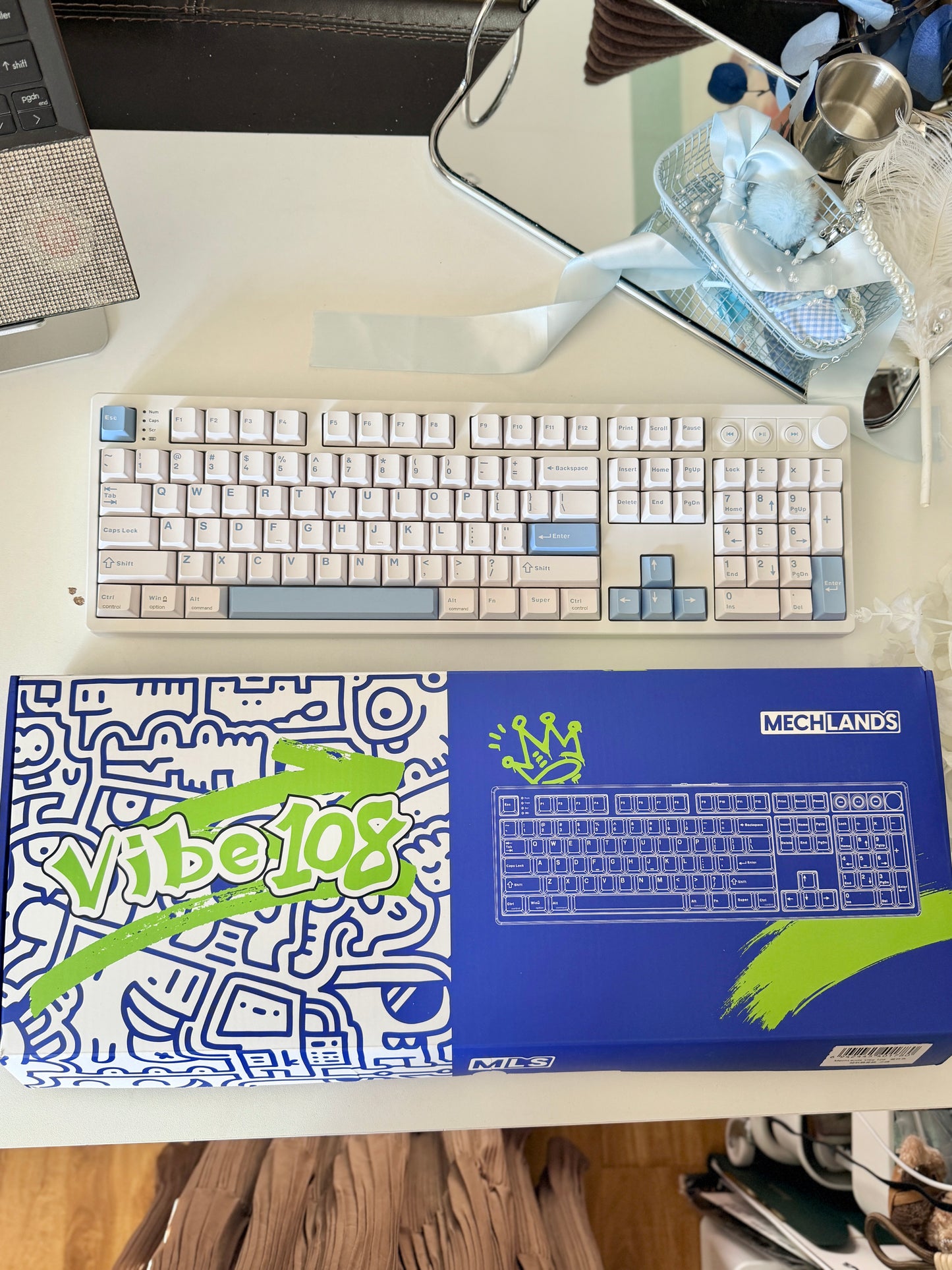 Unboxing For SALEs Mechlands Vibe108 Silent Switch Mechanical Keyboard White Blue