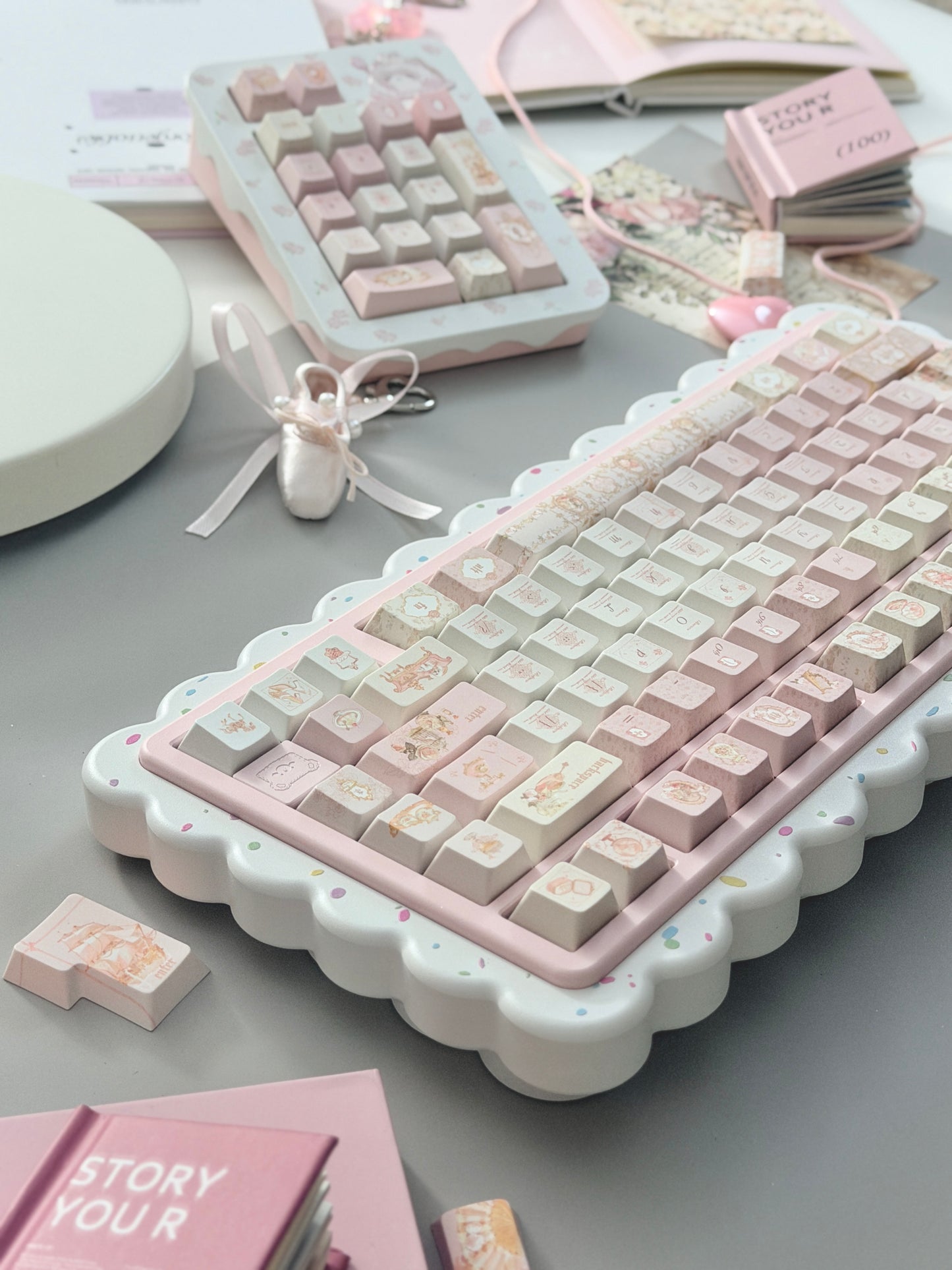 ONLY 1 Instock Prebuilt Aluminum Customized Mechanical Keyboard Cookies75 Pink Sugar Set & Cake Pad