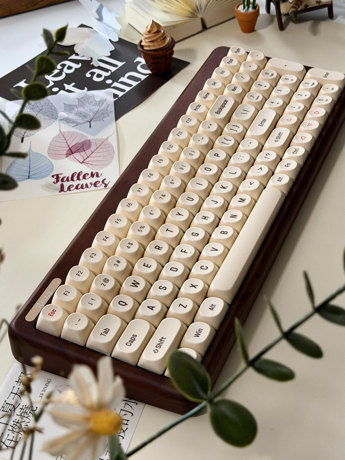 Unboxing For Clearance ONLY 1 Instock Reccazr R100 Walnut Wooden Mechanical Keyboard – Custom “Tofu” Style | Wireless | RGB Backlit
Glutinous Rice Switch (silent switch)