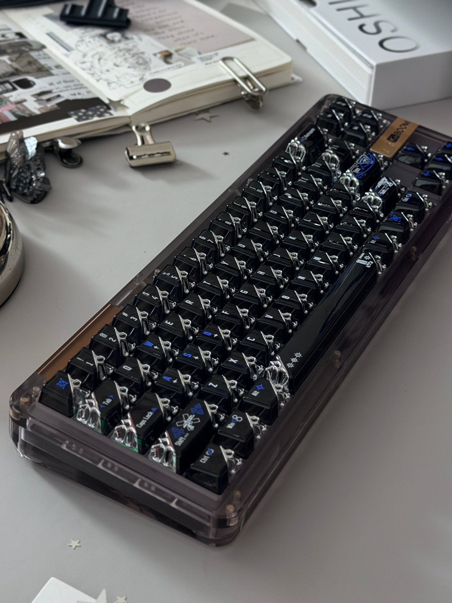 Unboxing Clearance ONLY 1 KiiBOOM Phantom 68 Black Crystal Gasket-Mounted Mechanical Keyboard & QUANTUM HONEYCOMB KEYCAPS