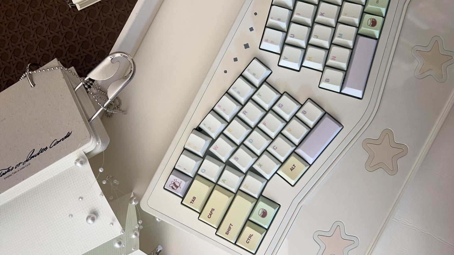 Prebuilt Aluminum Customized Mechanical Keyboard Staralice Ergonomic Cream White Set With Wristrest（not including number pad）