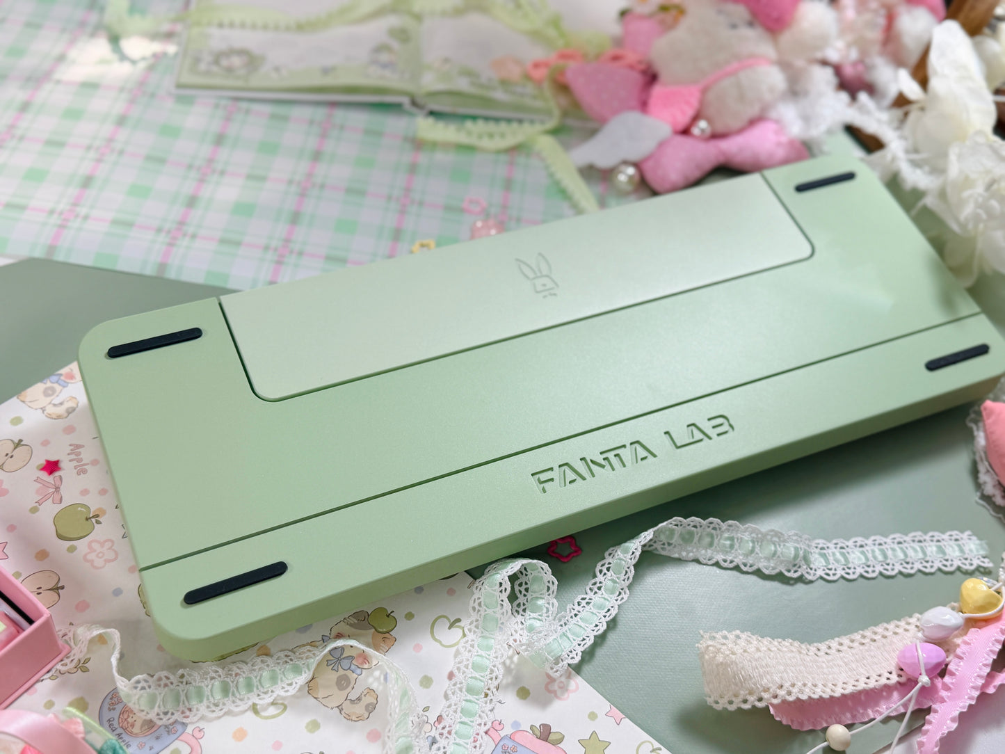 ONLY 1 Instock Prebuilt Aluminum Customized Mechanical Keyboard Rich98 Green Pink Set