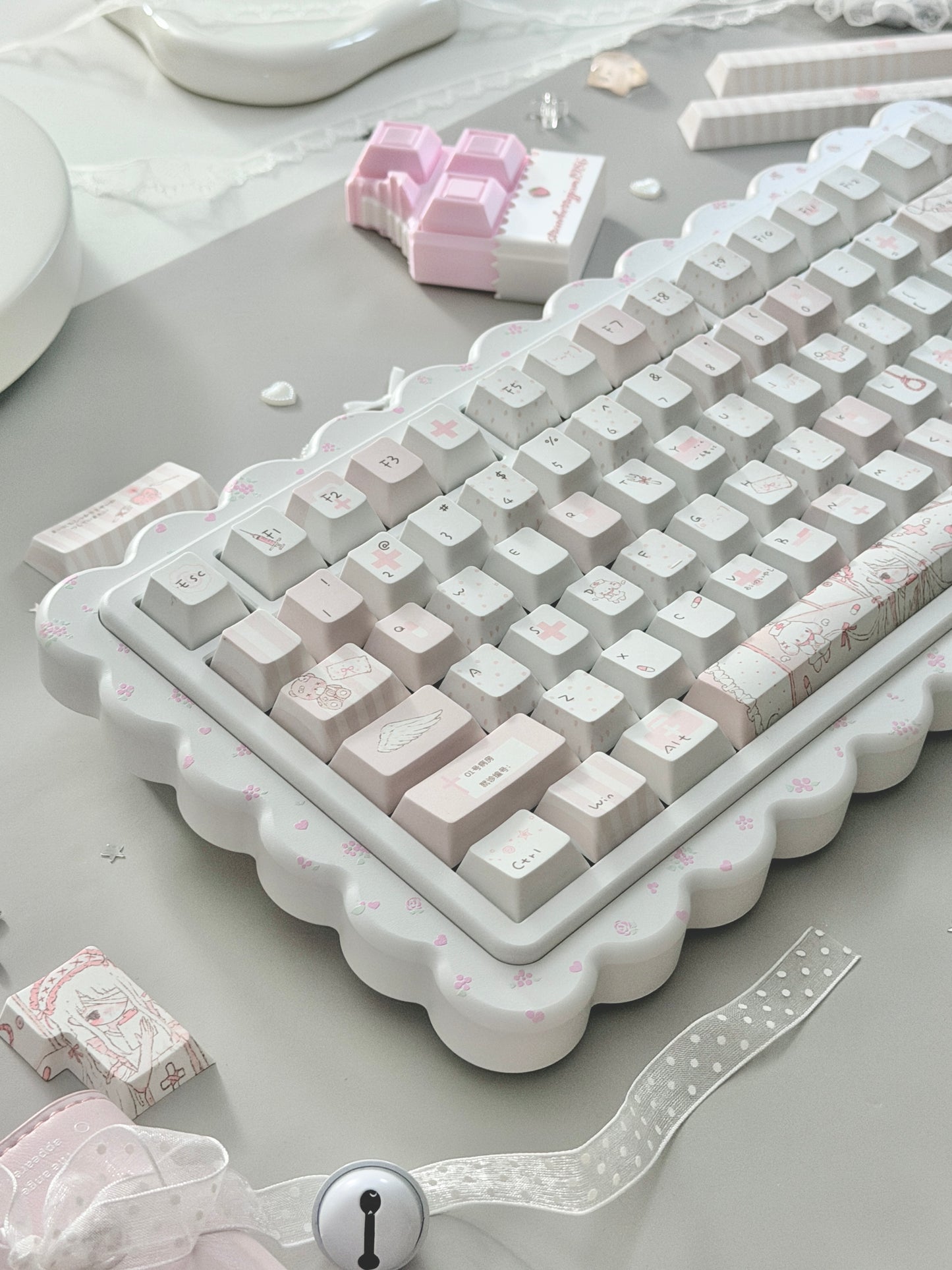 ONLY 1 Instock Prebuilt Aluminum Customized Mechanical Keyboard Cookies75 White Floral Set