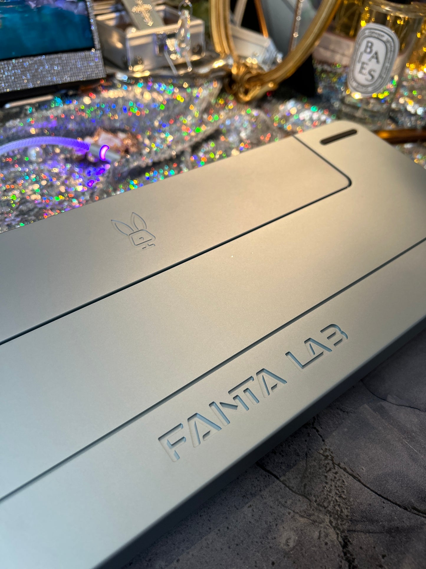 Preorder Prebuilt Aluminum Customized Mechanical Keyboard Rich98 Silver Blue Set With Heartbeat Lab keycap set（not including the Wristrest）