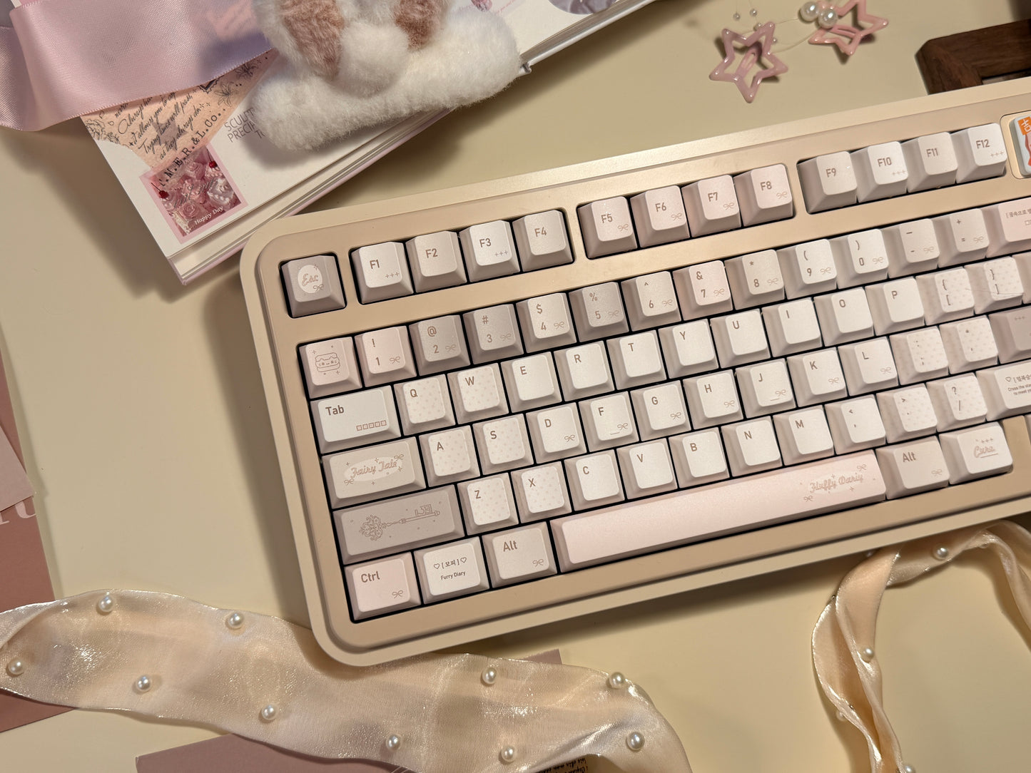 Preorder Prebuilt Aluminum Customized Mechanical Keyboard Rich75 Cream Beige Set（free number pad）
