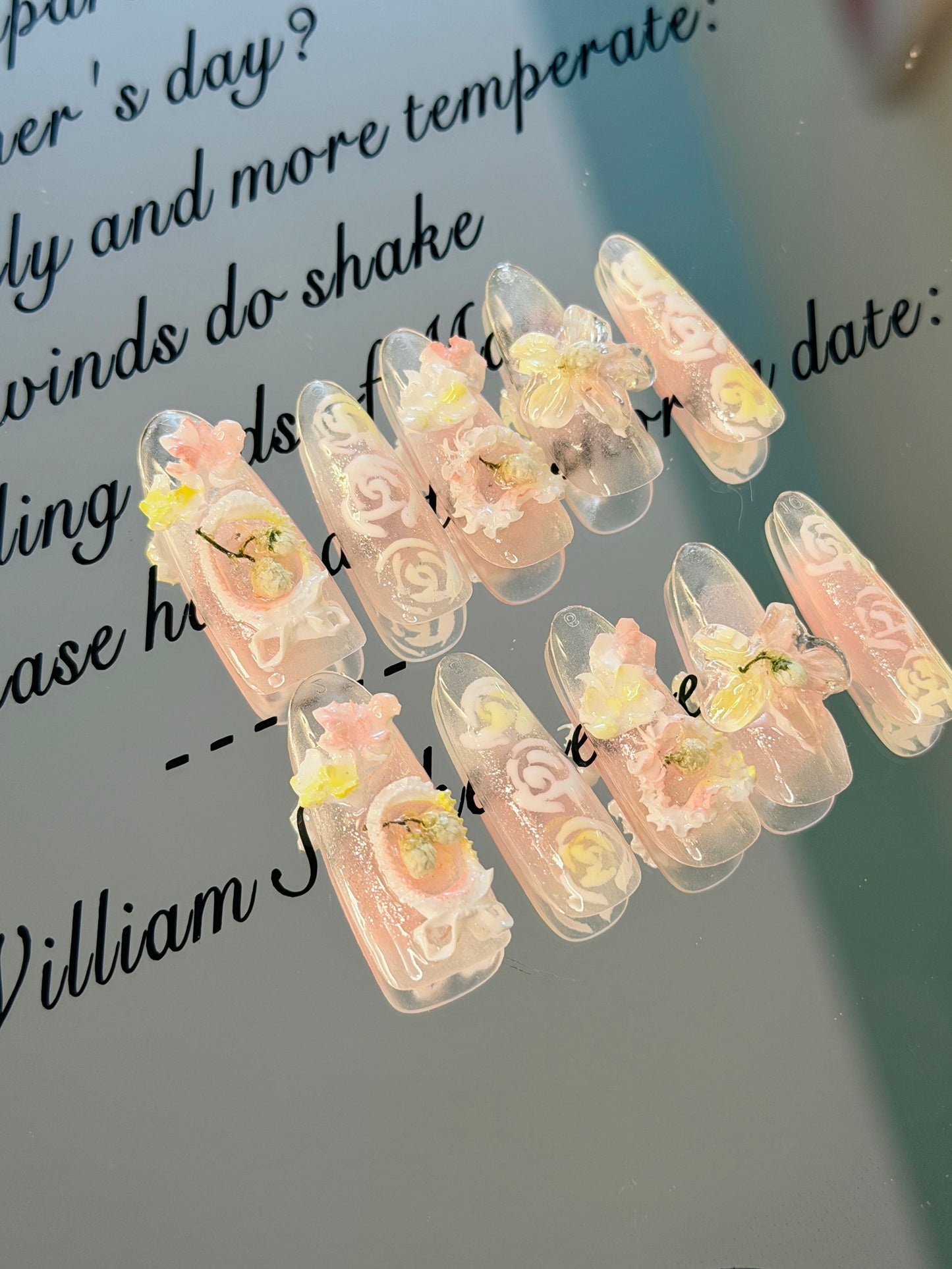 ONLY 1 Left Handmade False Nails Green Pink Oval Fairy Forest 3D Flower Rococo Style Press On Nails（#884）