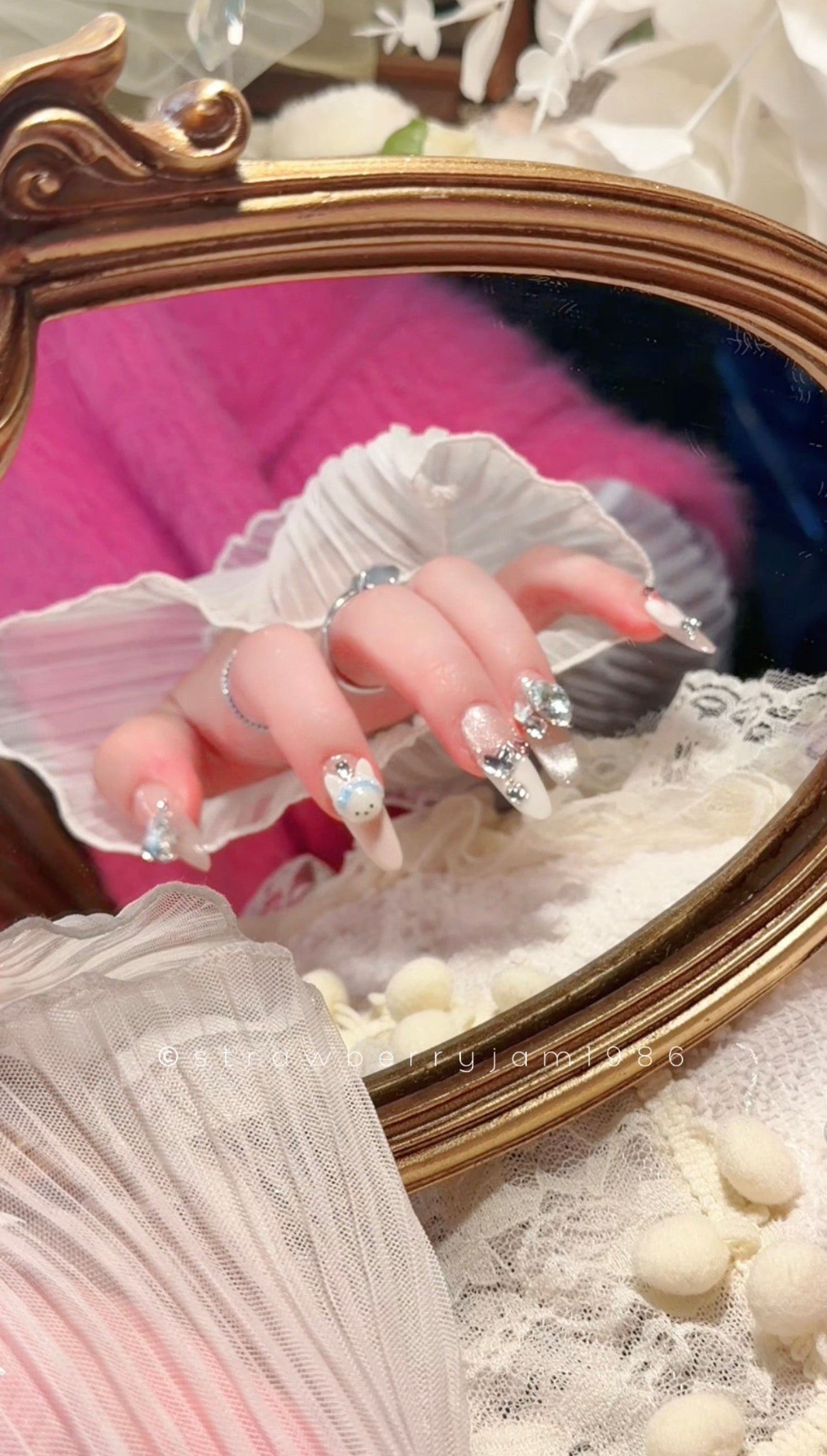 Designer False Nails Cute Bunny Diamond Creamy Champion Shimmer Long Press-On Nails(#937)