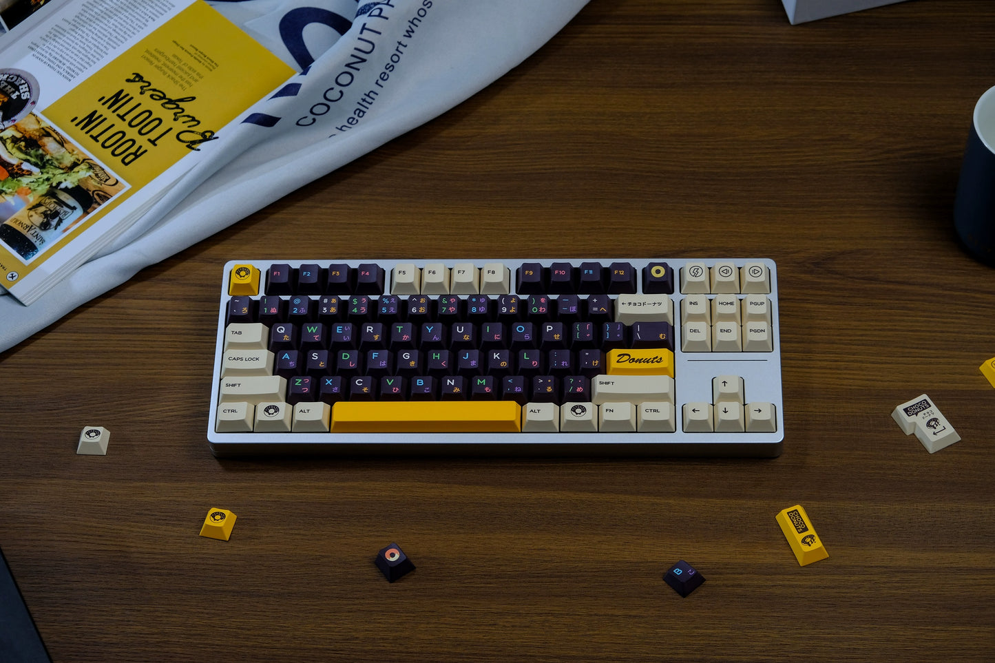 strawberryjam1986 chocolate donuts keycap