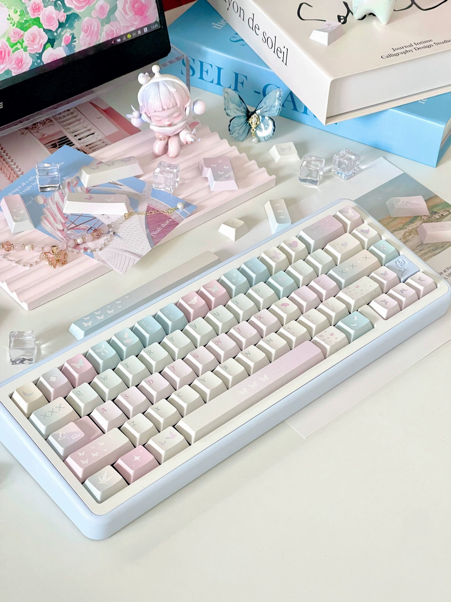 109 Cocoon and Butterfly Pastel Pink and Blue Keycap Cherry Profile