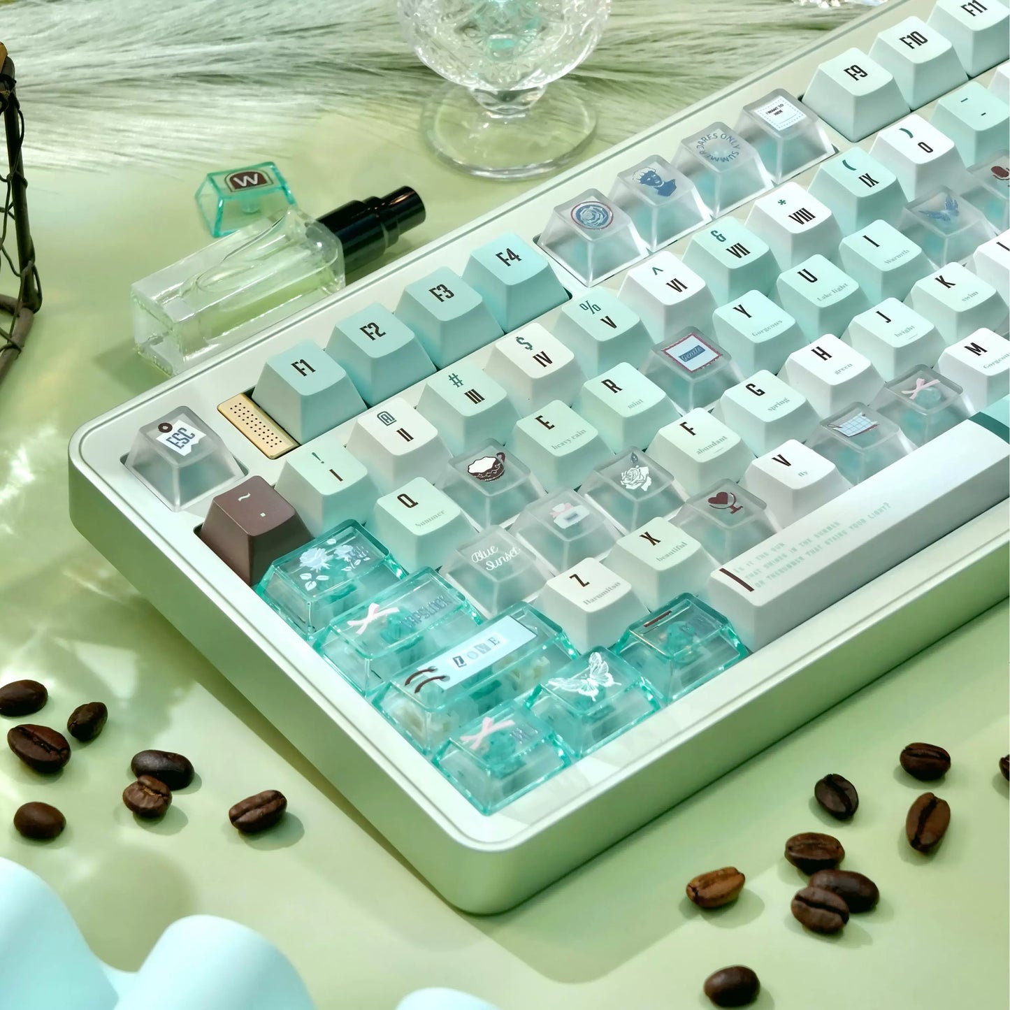 #0241 Mint Chocolate Mambo Keycap Green Brown Keycap Cherry Profile (not including keyboard)