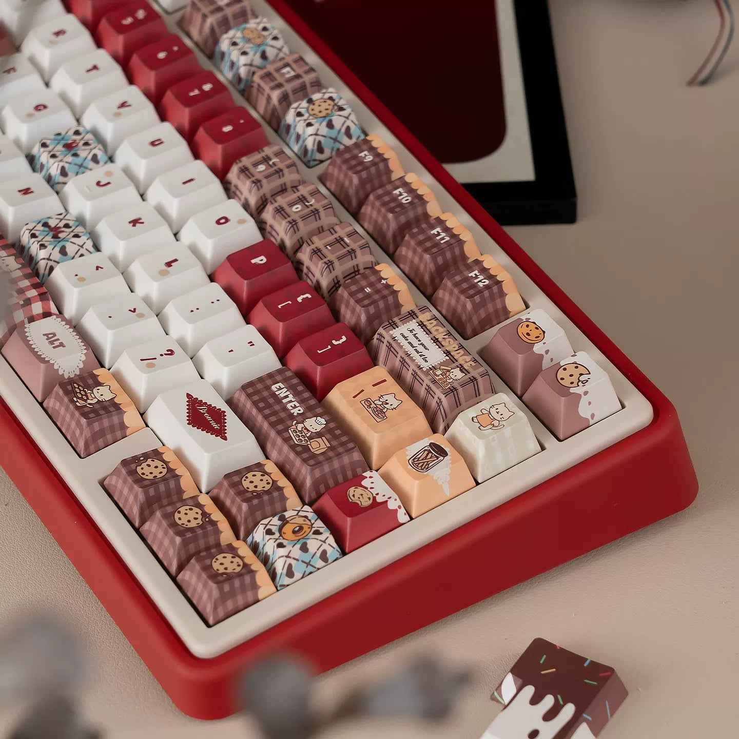 #0293 Baking Cat Cherry Profile Red Chocolate Keycap Designed By URE