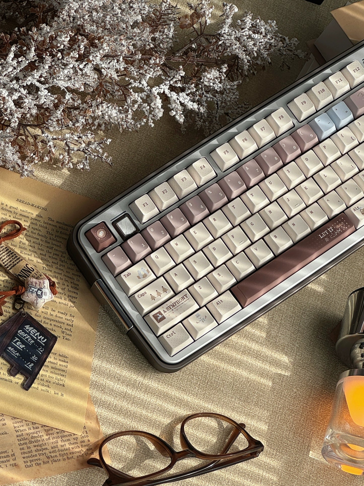 #0275 Snow Chestnut House Blue Coffee Light Saturated Colors Keycap Cherry Profile Designed By MoCoo