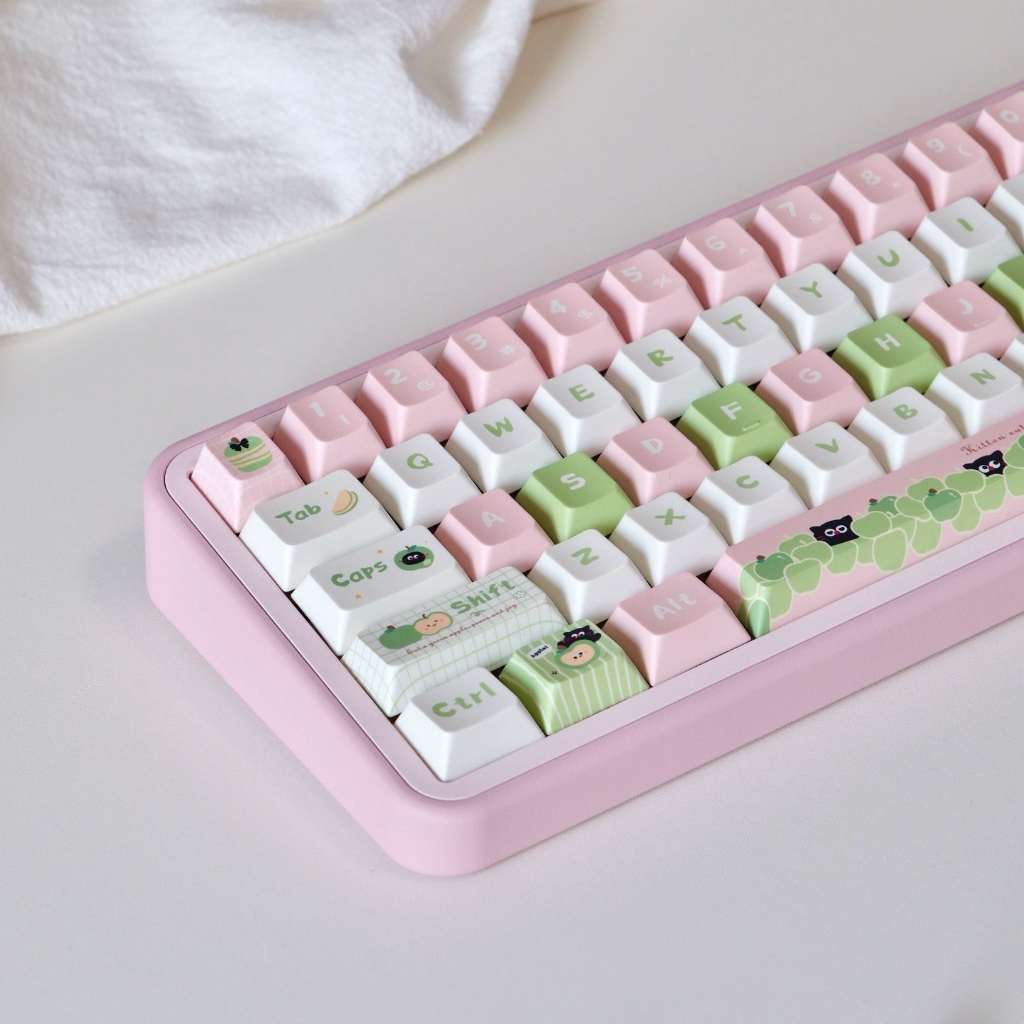 116 Apple Cat Girl Pink Green Cute Keycap 129-key