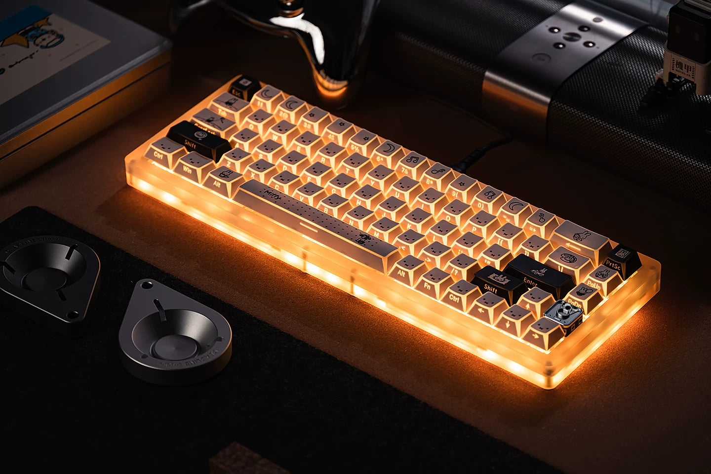 #0261 Black White Miffy Rabbit Edge Transmission Side Engraved Keycap Cherry Profile Not Including The Keyboard
