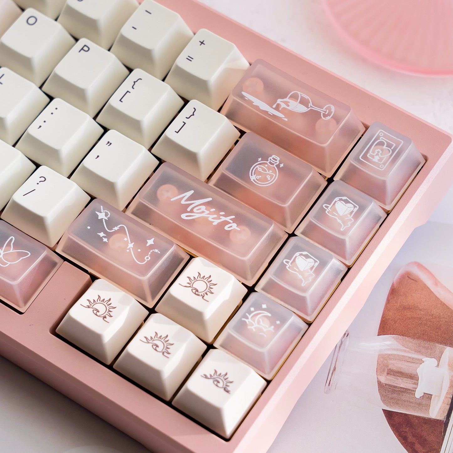 #0250 White Peach Mojito Cream Pink Gradual Change Keycap Cherry Profile (not Including Keyboard)