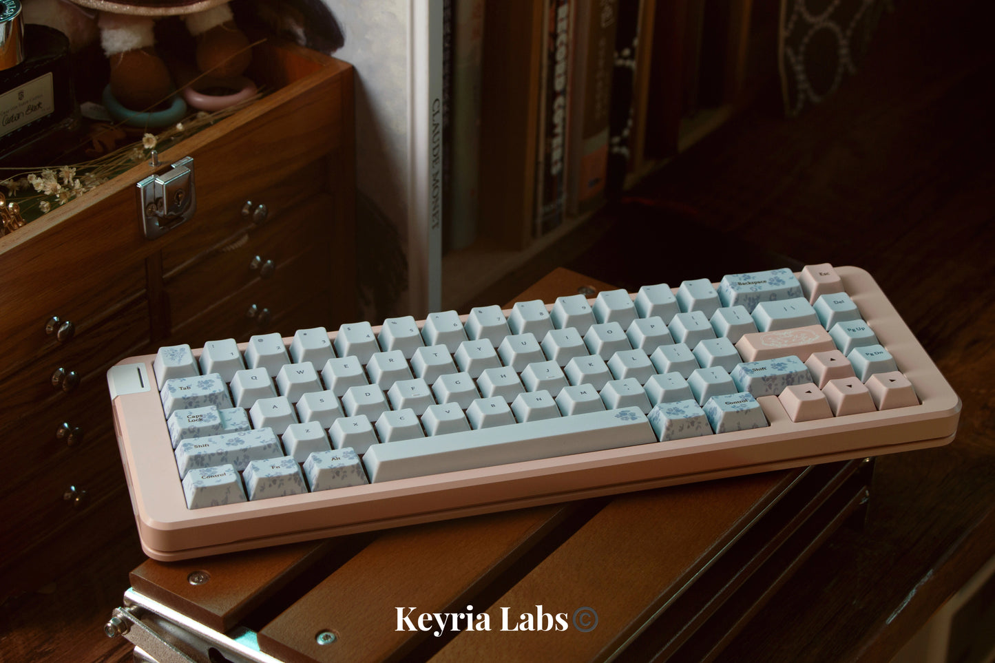 010 Midsummer Night's Dream Light Blue Floral Customized Keycaps 148 Keys Cherry Profile Designed By Keyria Labs