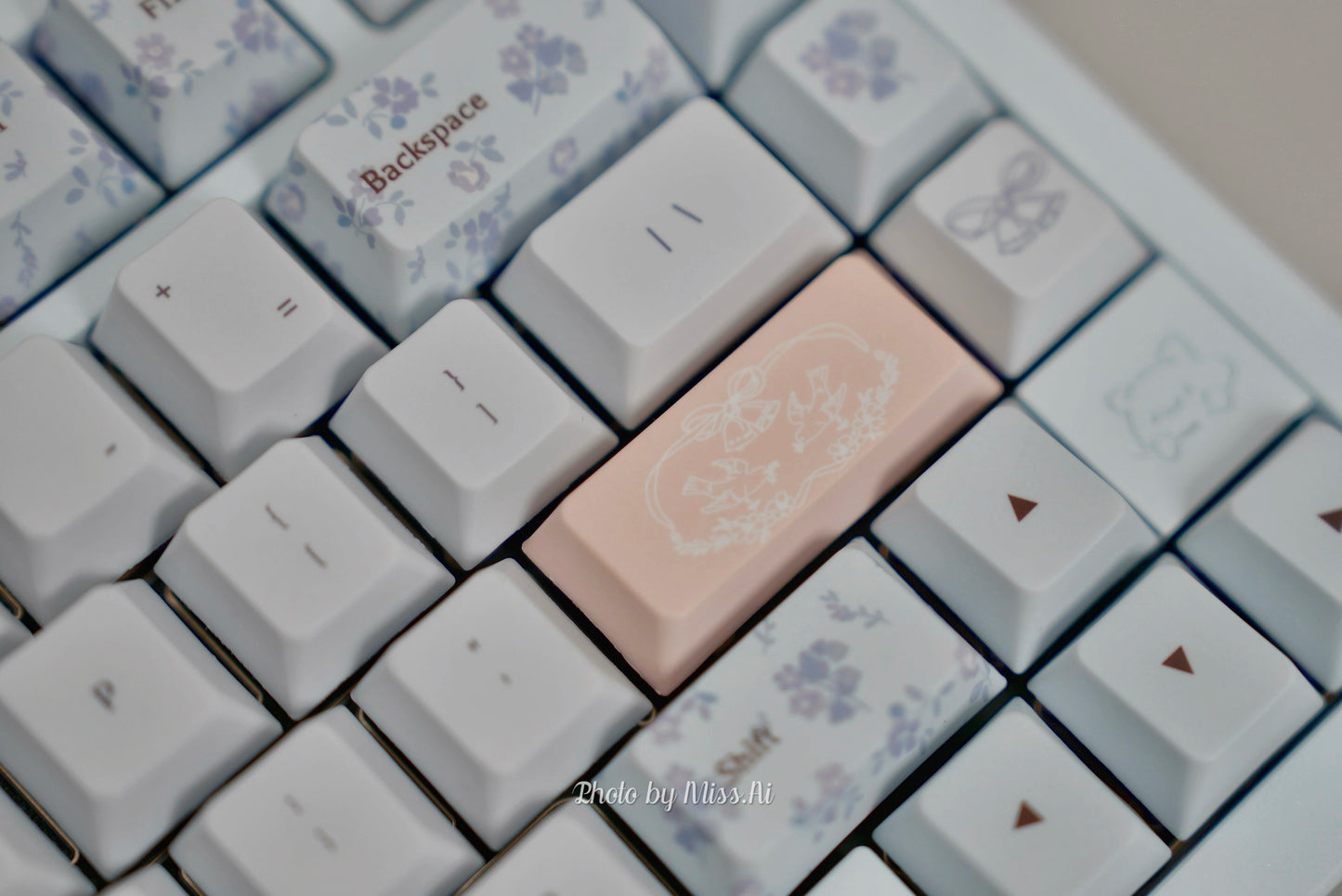 010 Midsummer Night's Dream Light Blue Floral Customized Keycaps 148 Keys Cherry Profile Designed By Keyria Labs