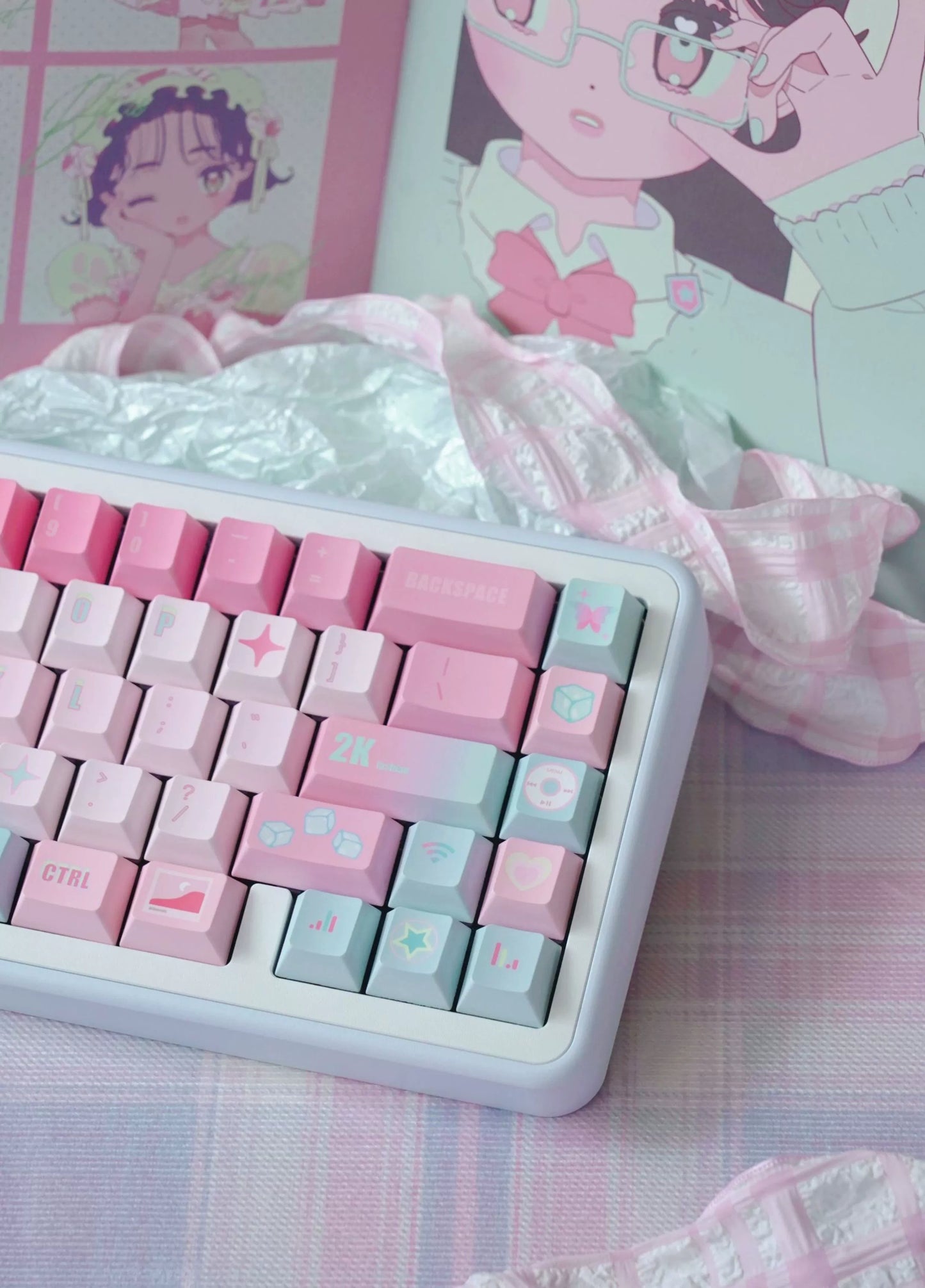 095 Millennial Girl Y2k Style Pink and Blue Keycaps Cherry Profile