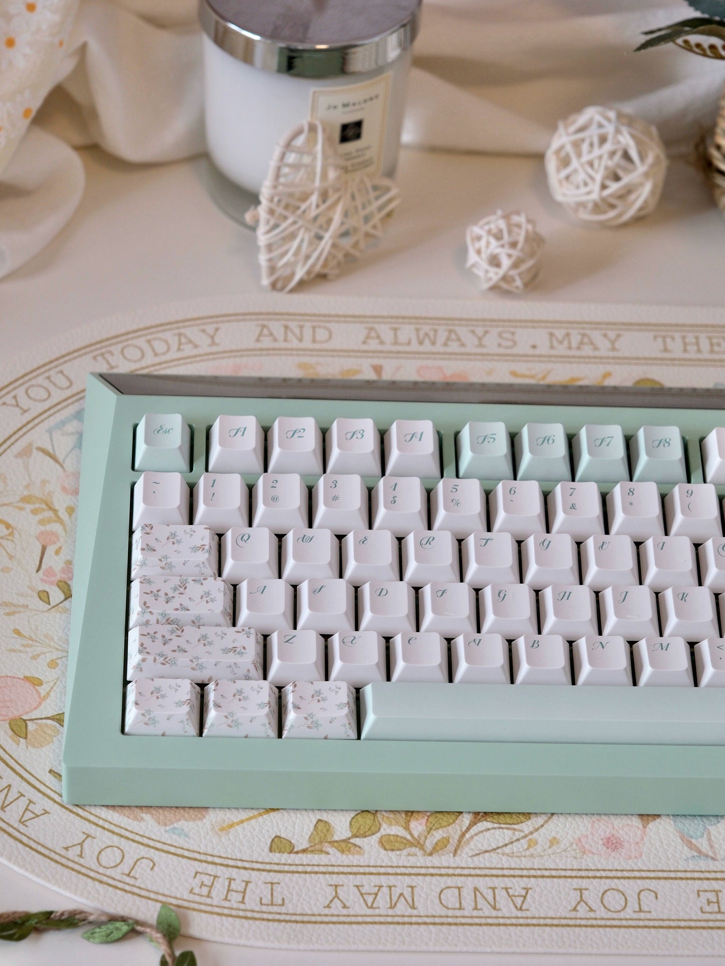 050 Pastel Green Eve Manor Floral Small Fresh Keycaps Cherry Profile Designed By MoCoo