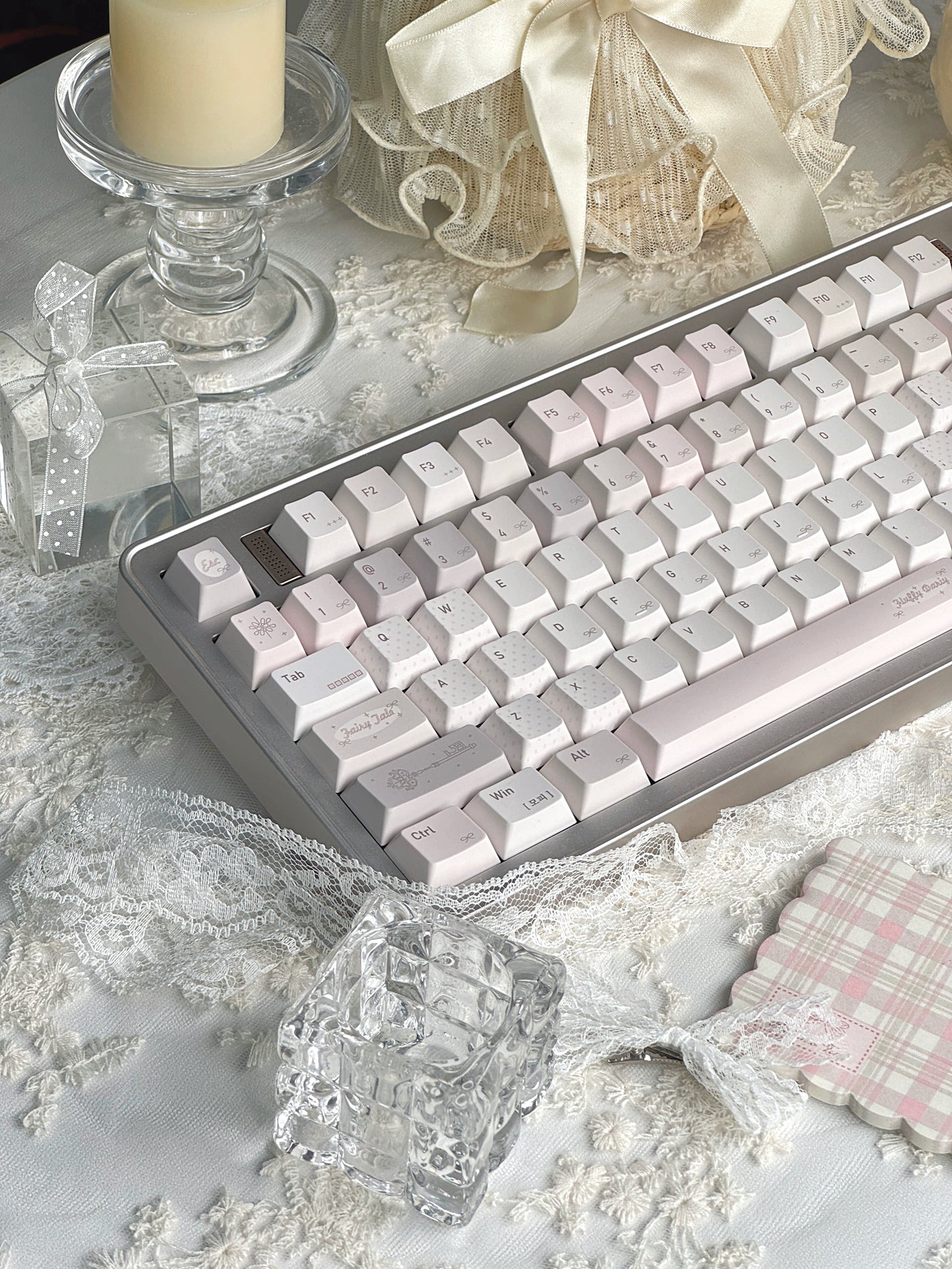 #0235 Chestnut Roll Cute Pale Pink Brown Keycap Cherry Profile Designed By DokiLab（not including keyboard）