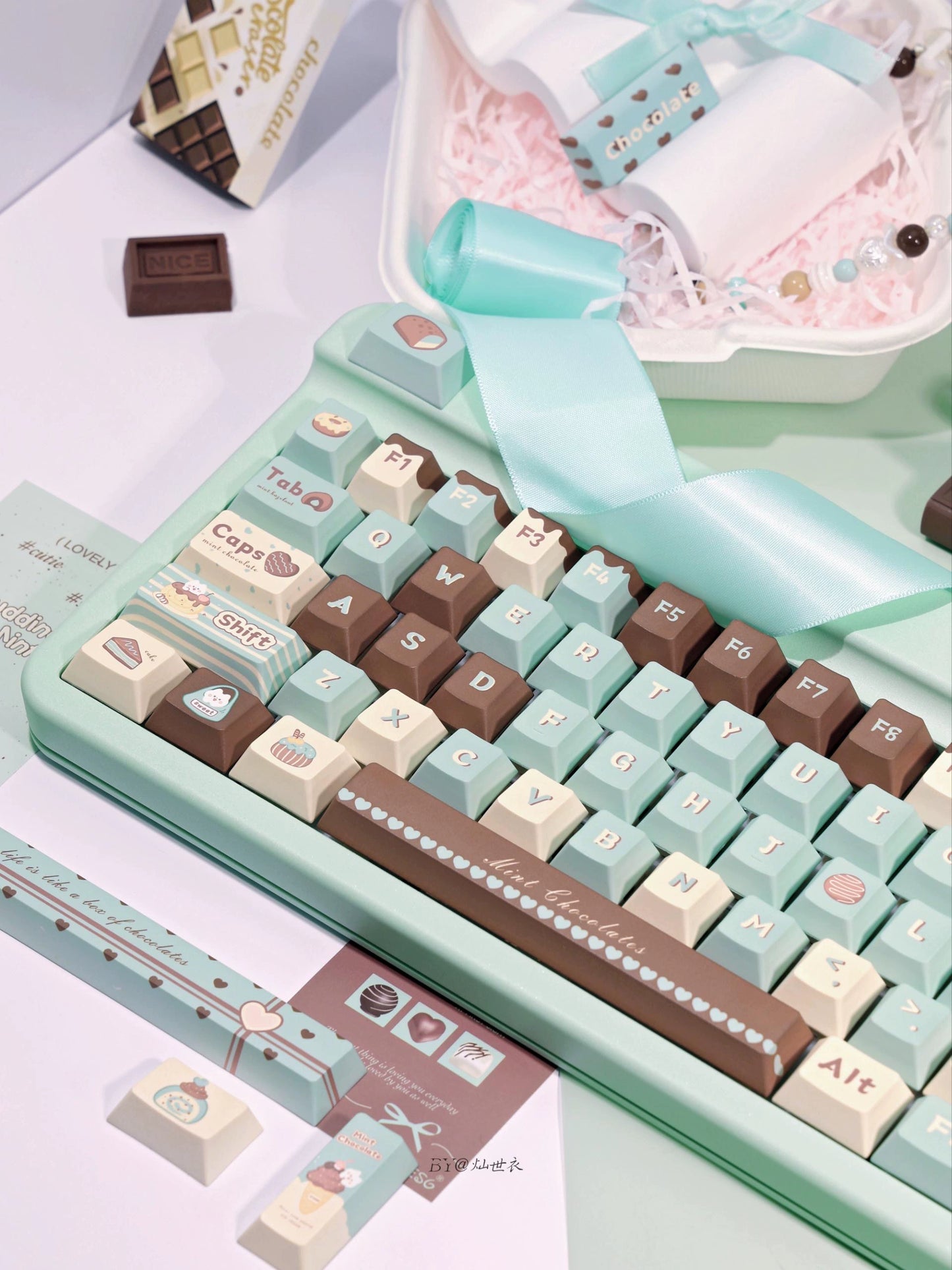 012 Mint Chocolate Keycaps Cherry Profile