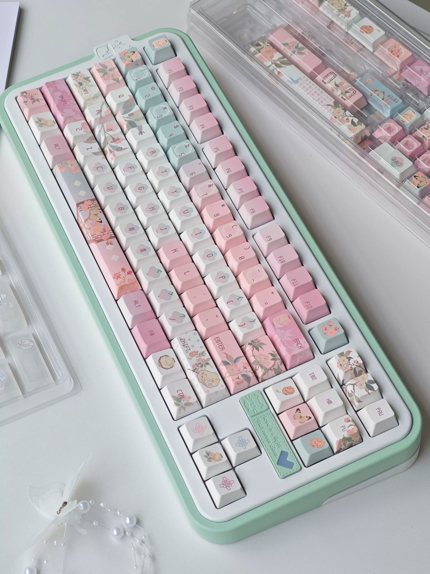 #0264 Begonia Sleepless Keycap Pink Green + Fog Transparent Pc Cherry Profile Designed By Miller