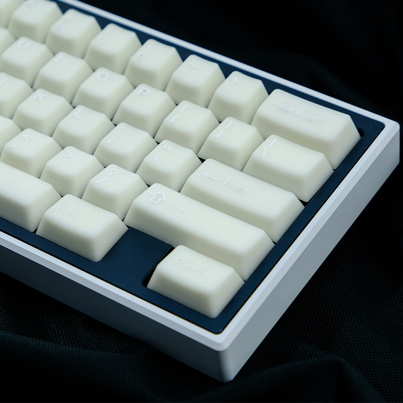 081 Vanilla Frosted Ice Cream Texture Semi-transparent 114-key Milky White Minimalist Keycap