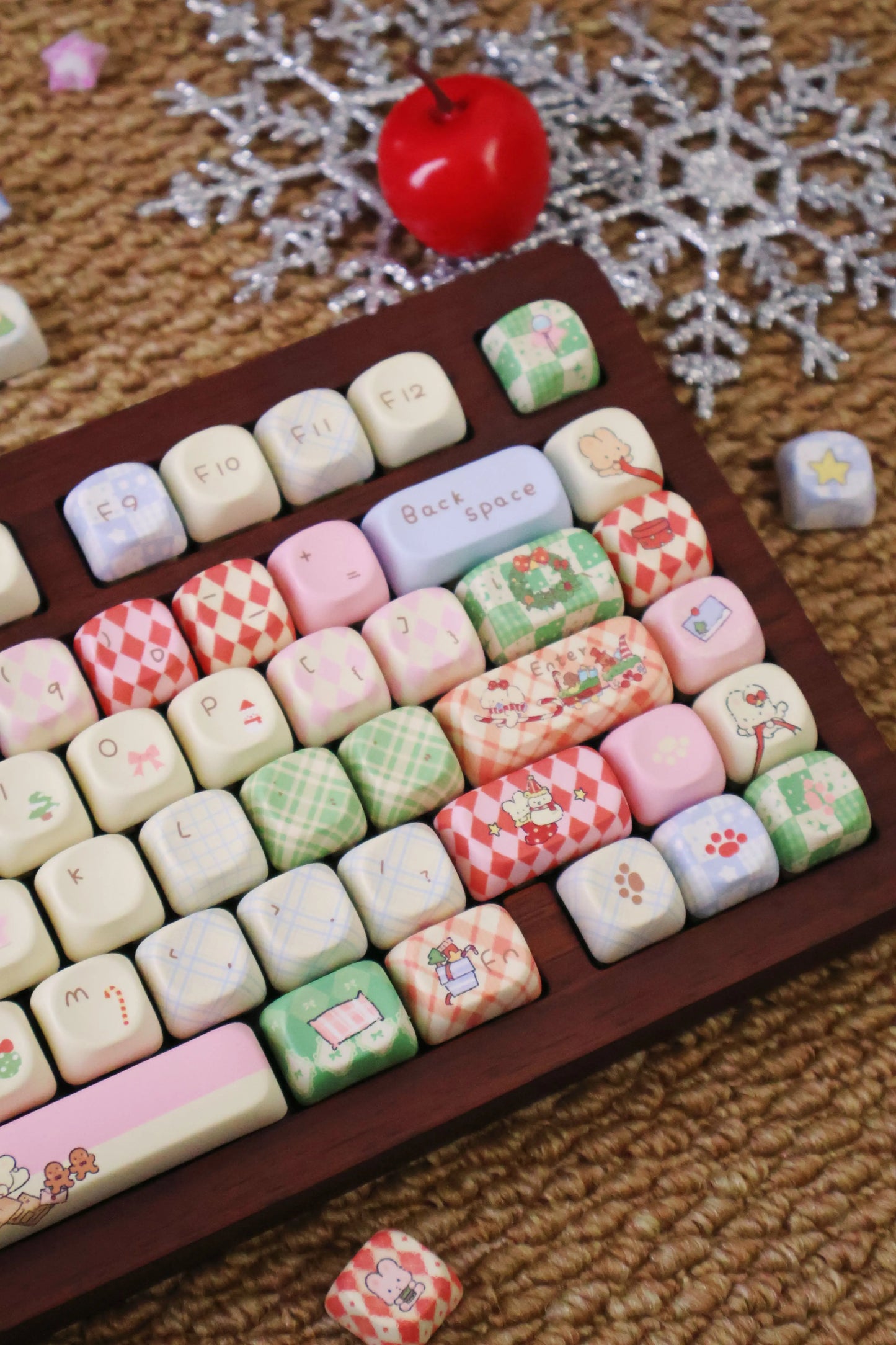 #0262 Buny Red Pink and Green Cute Christmas Birthday Gift Keycap Cherry/moa Profile (not including keyboard)