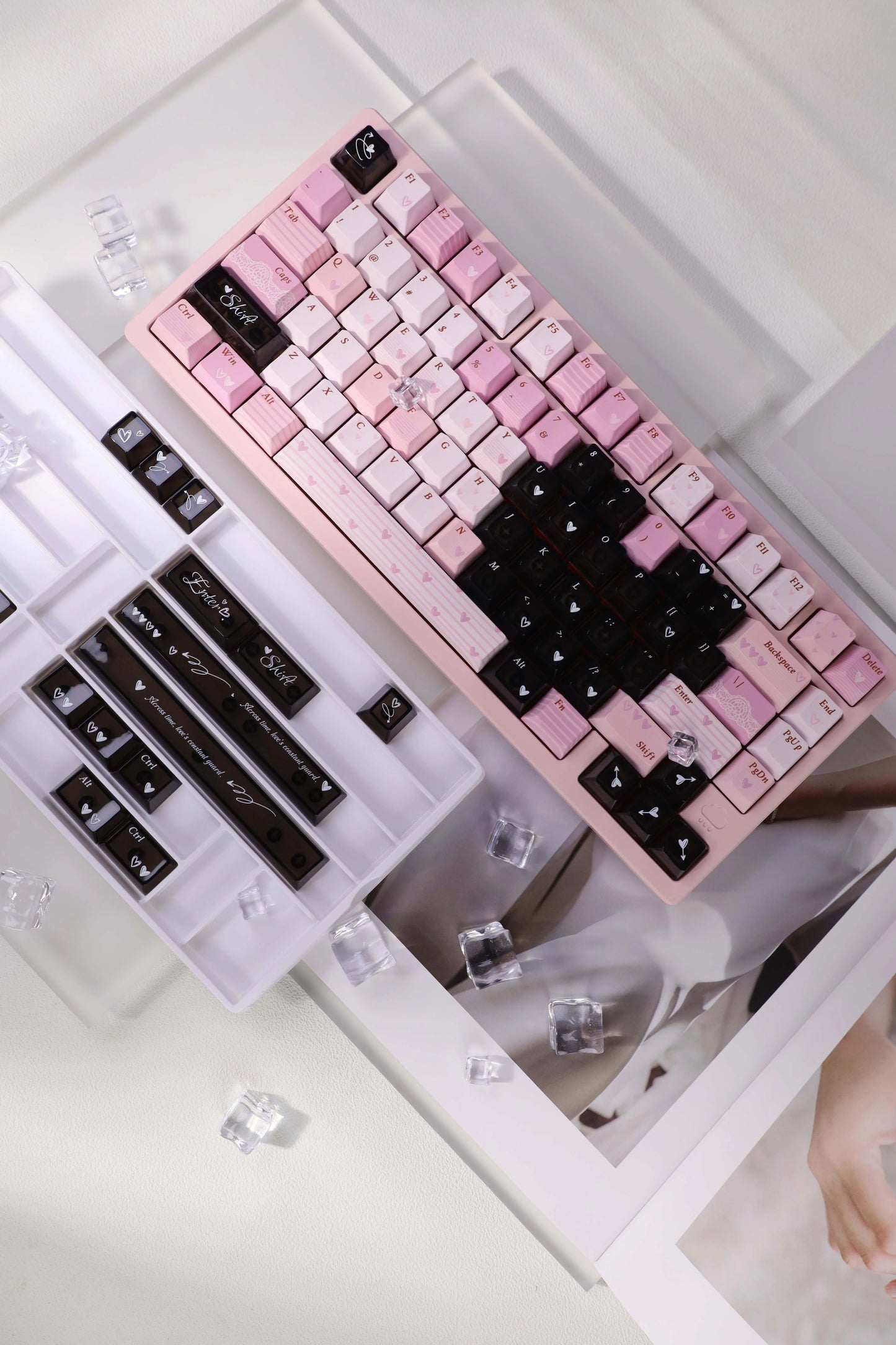 #0220 Heart-Pounding Black Pink Keycap Designed By Dorakey