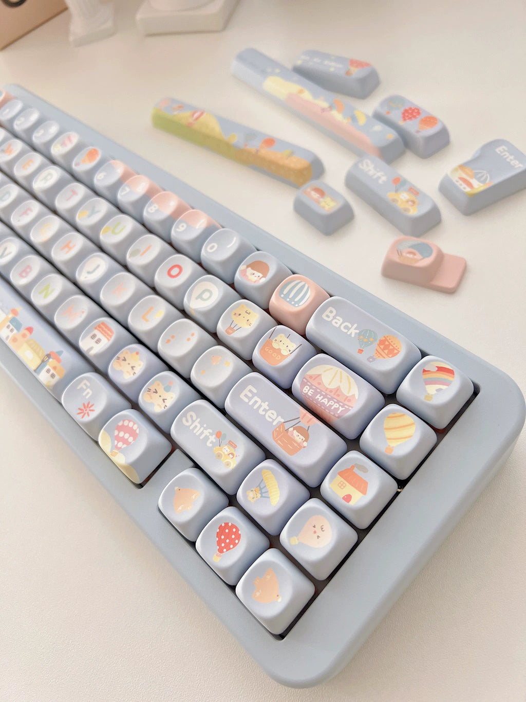 070 Pale Blue Hot Air Balloon MOA Profile 141 Keys Customized Mechanical Keyboard Keycaps