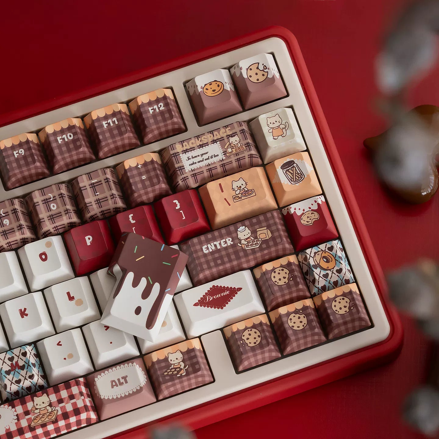 #0293 Baking Cat Cherry Profile Red Chocolate Keycap Designed By URE