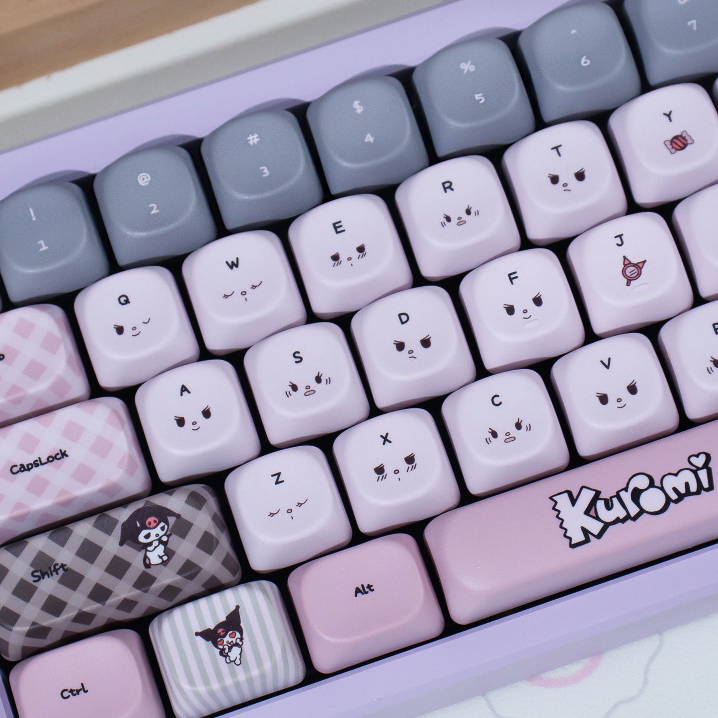 #0234 Kuromi Theme Grey Pink Keycap PBT + PC CHERRY/MOA Profile Designed By URE（not including keyboard））