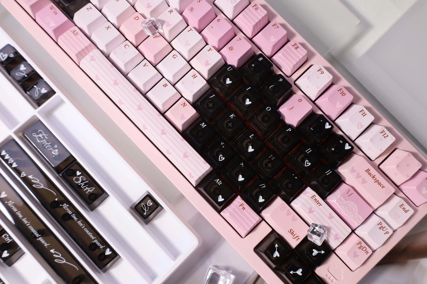 #0220 Heart-Pounding Black Pink Keycap Designed By Dorakey