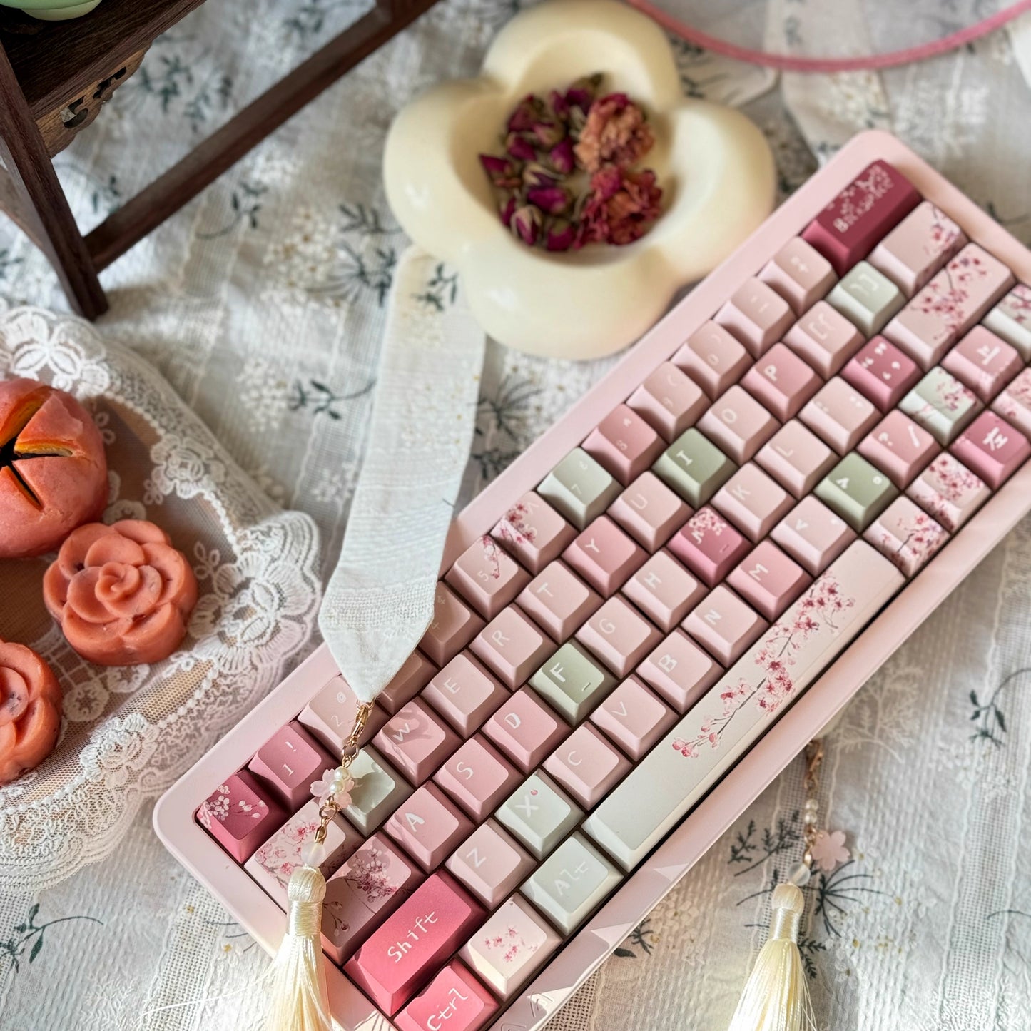 Spring Dusty Rose Blossom Green 140 Keys Cherry Profile Keycaps Desiged By Sinkebox