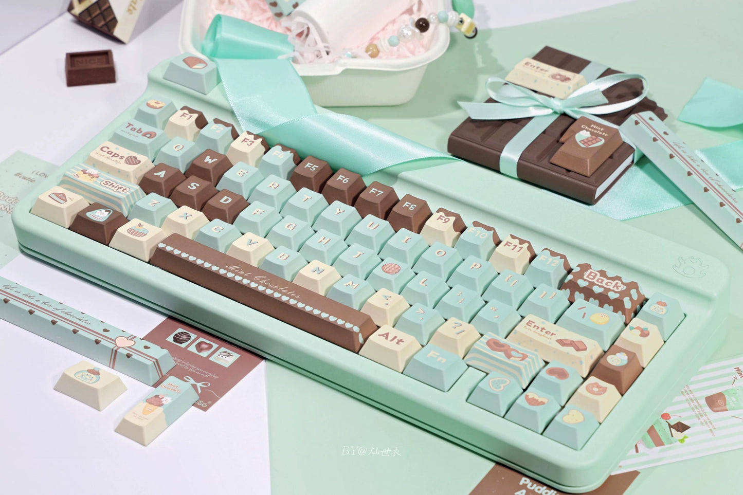 012 Mint Chocolate Keycaps Cherry Profile